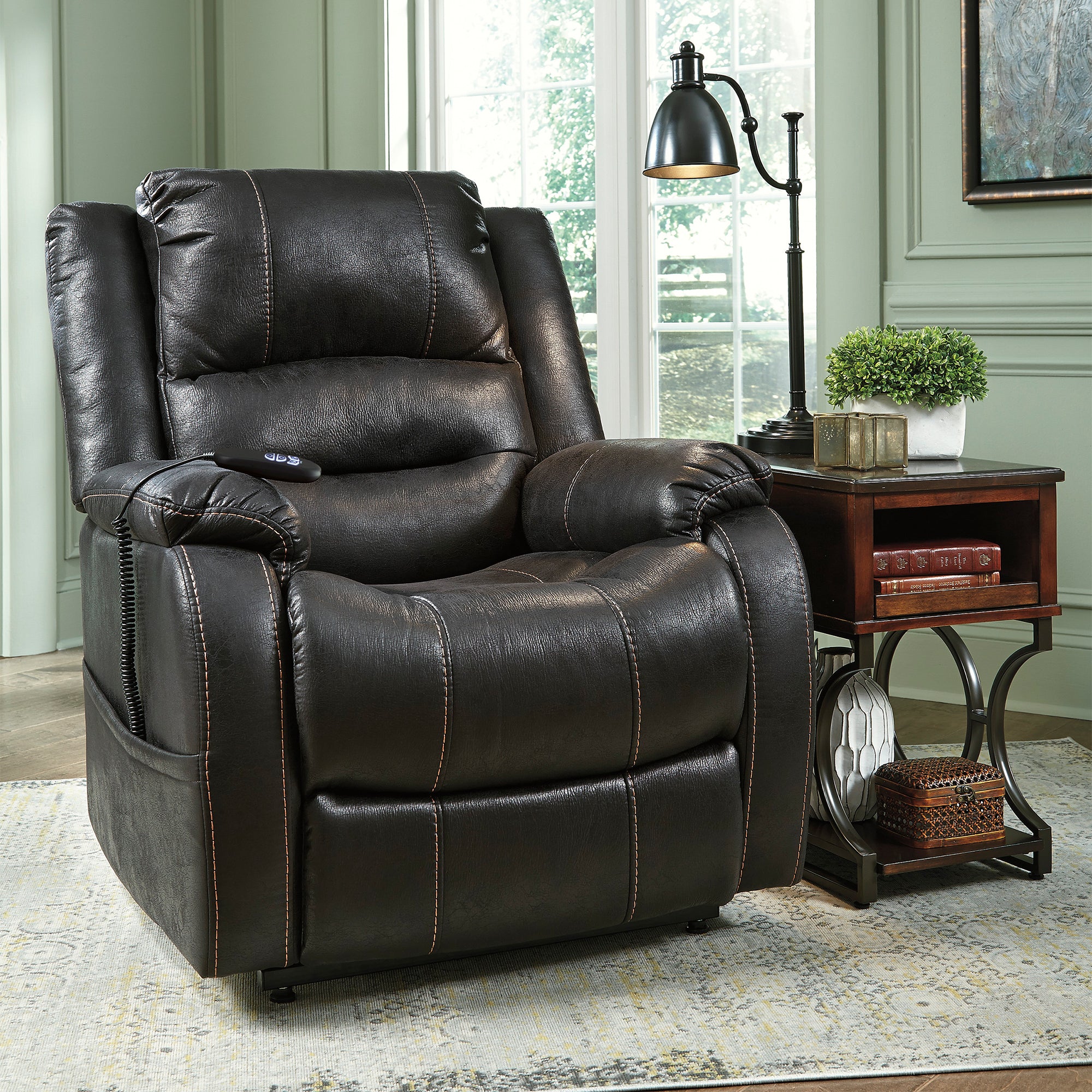 Yandel Power Lift Recliner