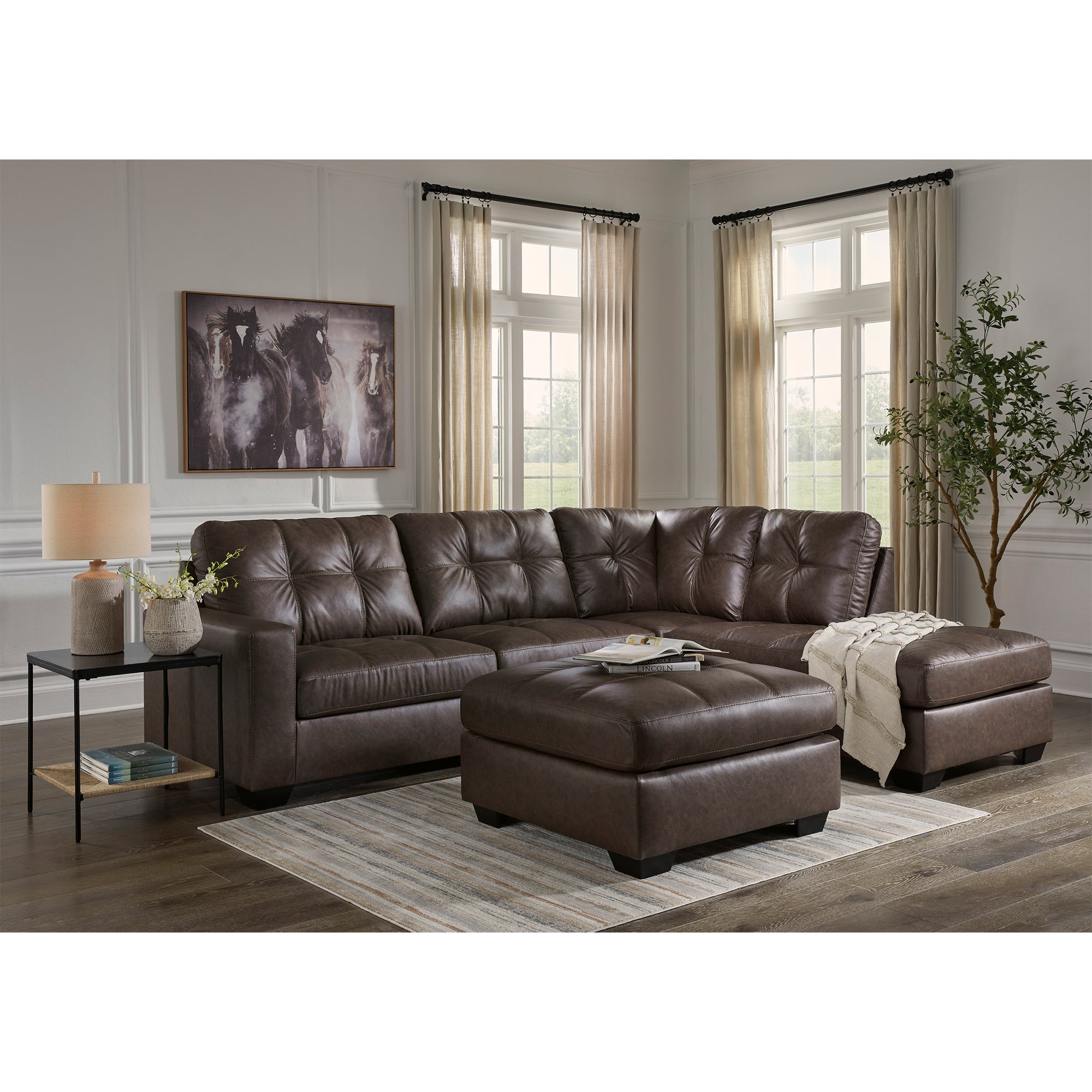 Barlin Mills 2-Piece Sectional with Chaise