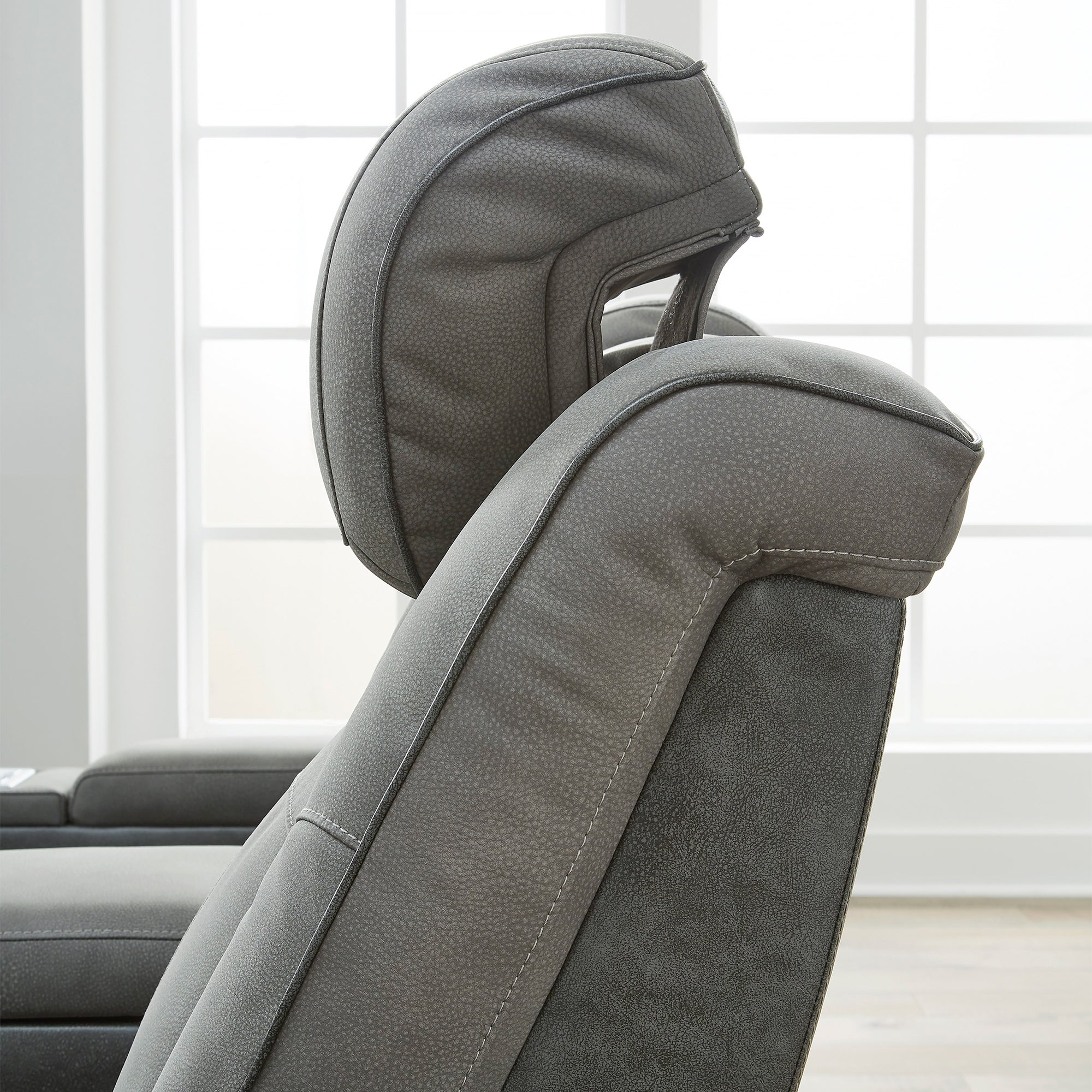 Next-Gen DuraPella Dual Power Recliner