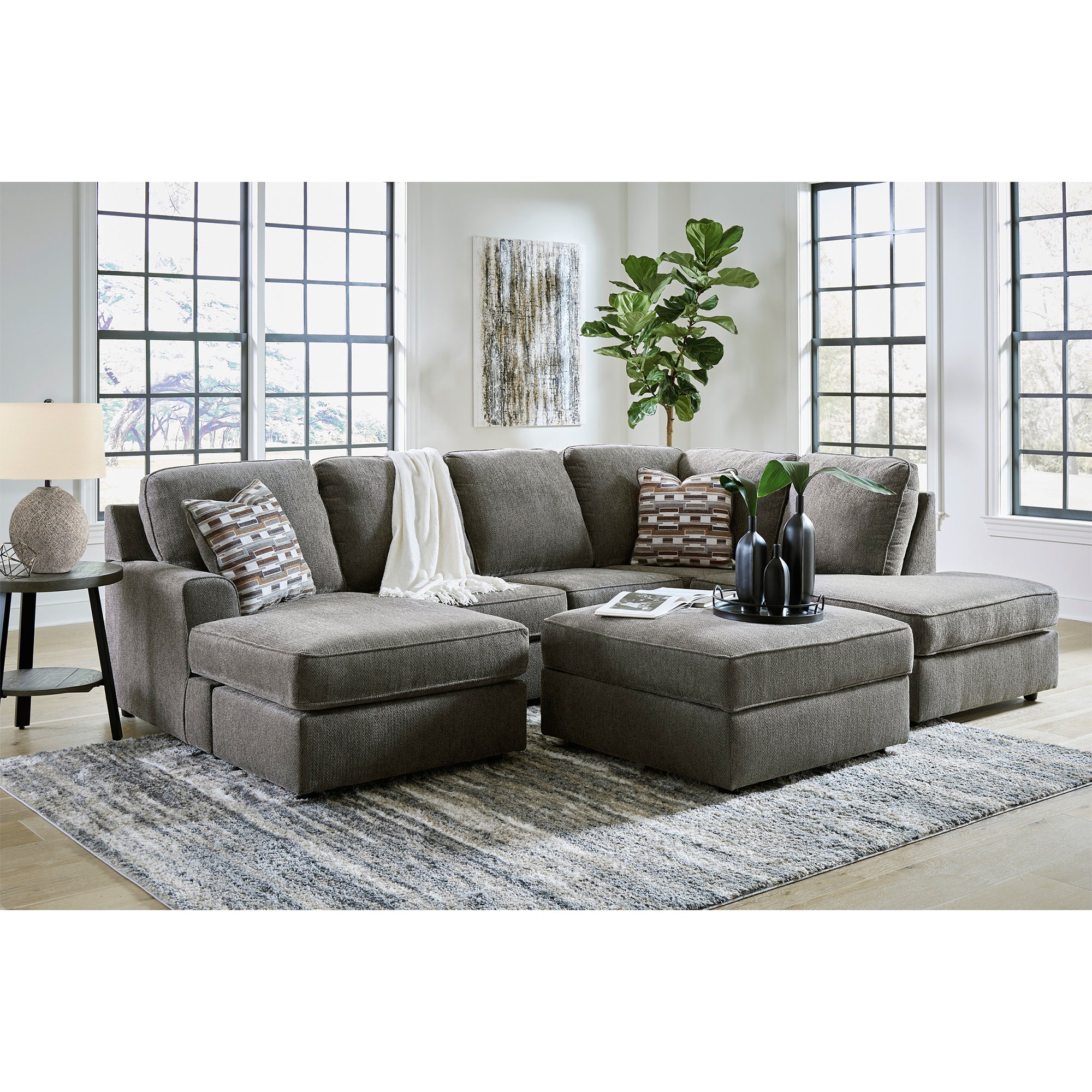 O'Phannon 2-Piece Sectional with Chaise in Putty Color