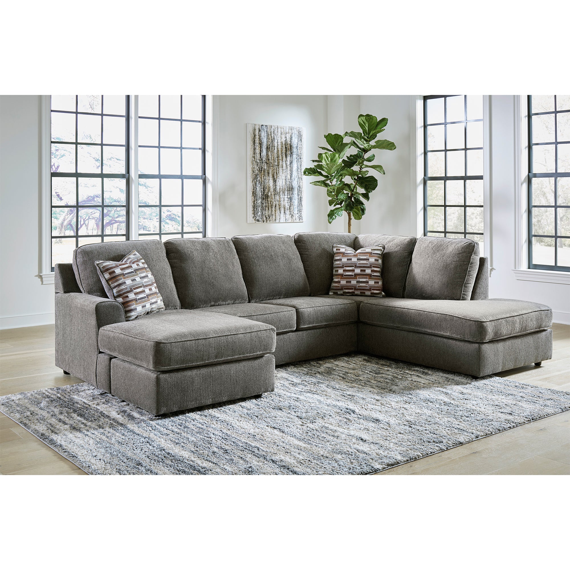 O'Phannon 2-Piece Sectional with Chaise in Putty Color