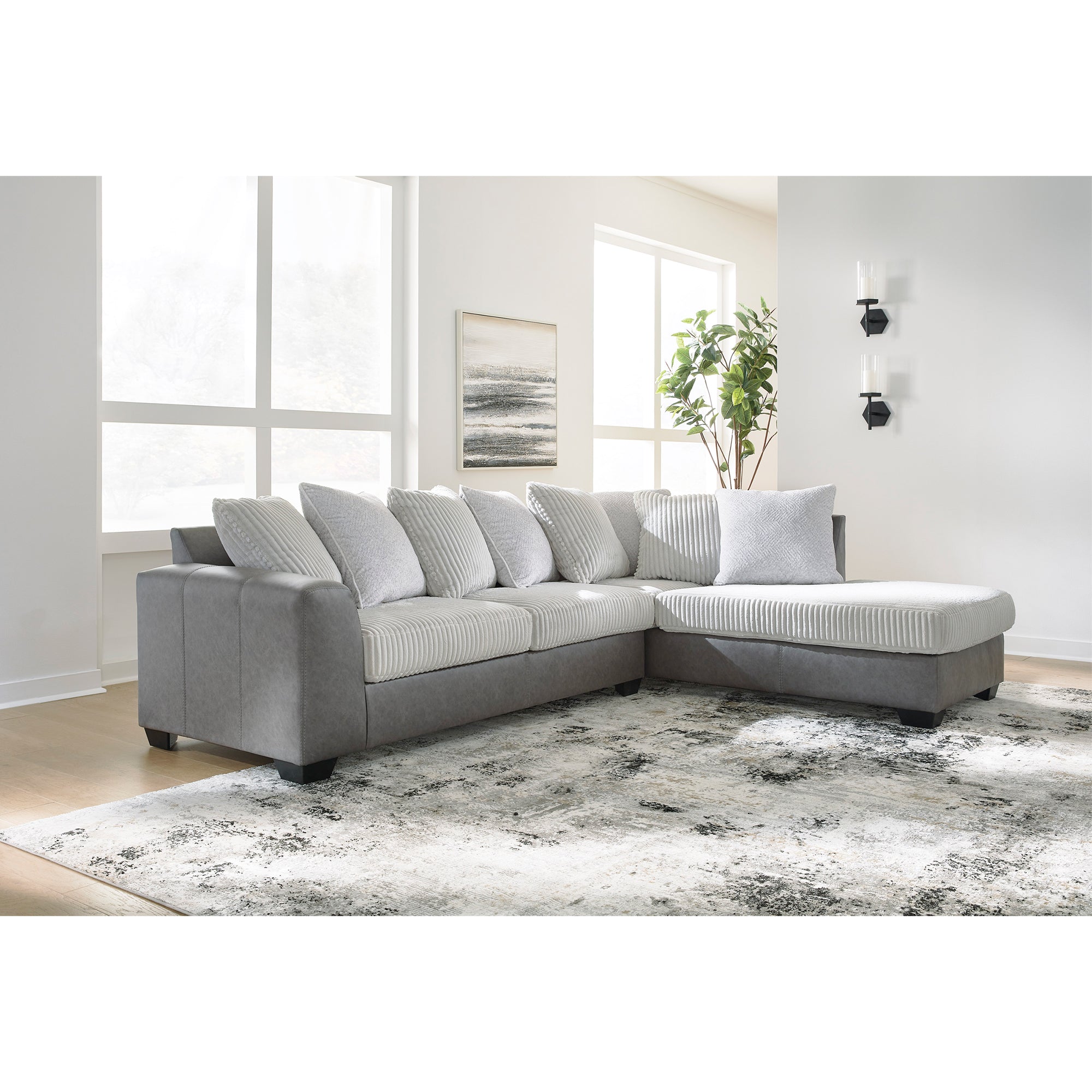 Clairette Court 2-Piece Sectional with Chaise