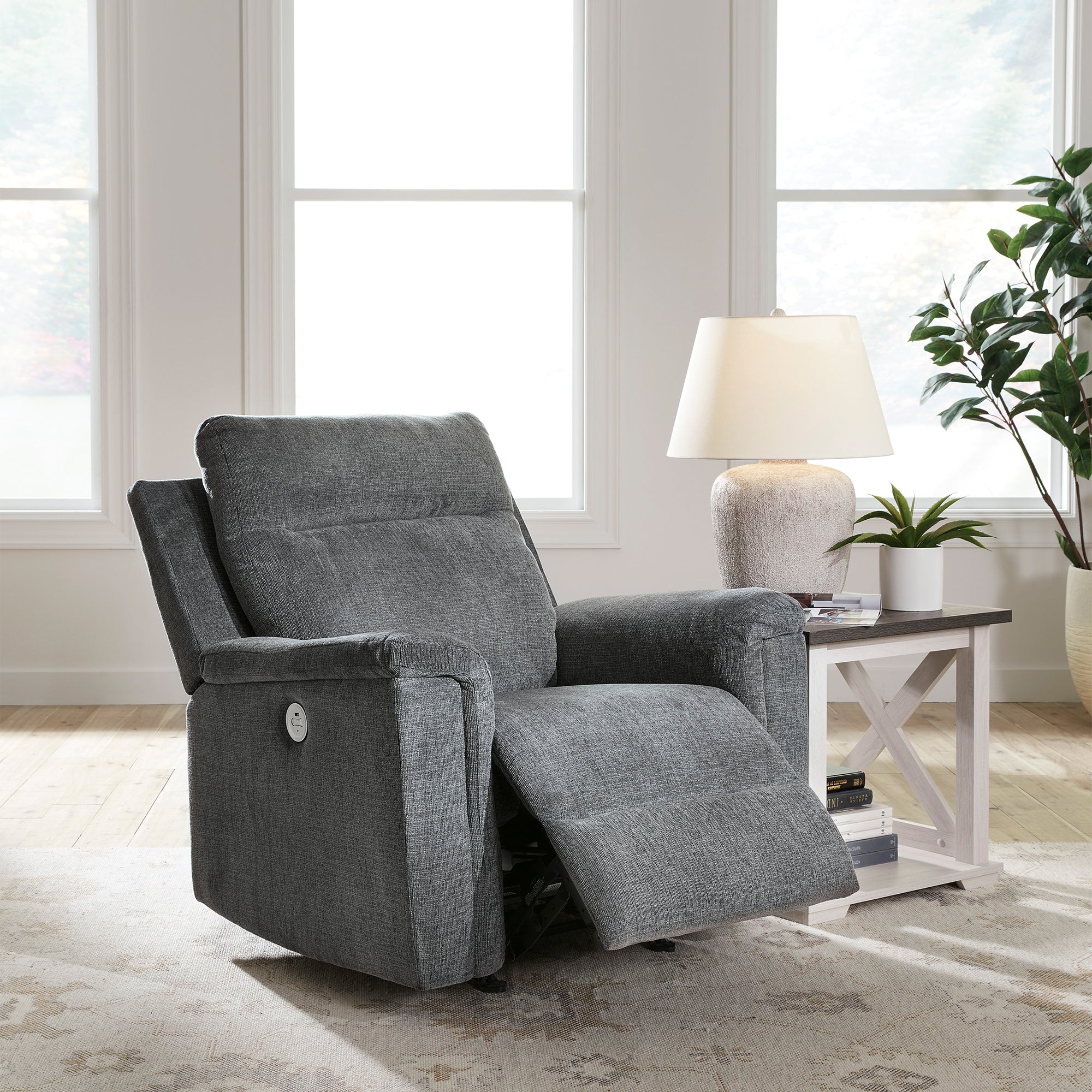 Barnsana Power Rocker Recliner