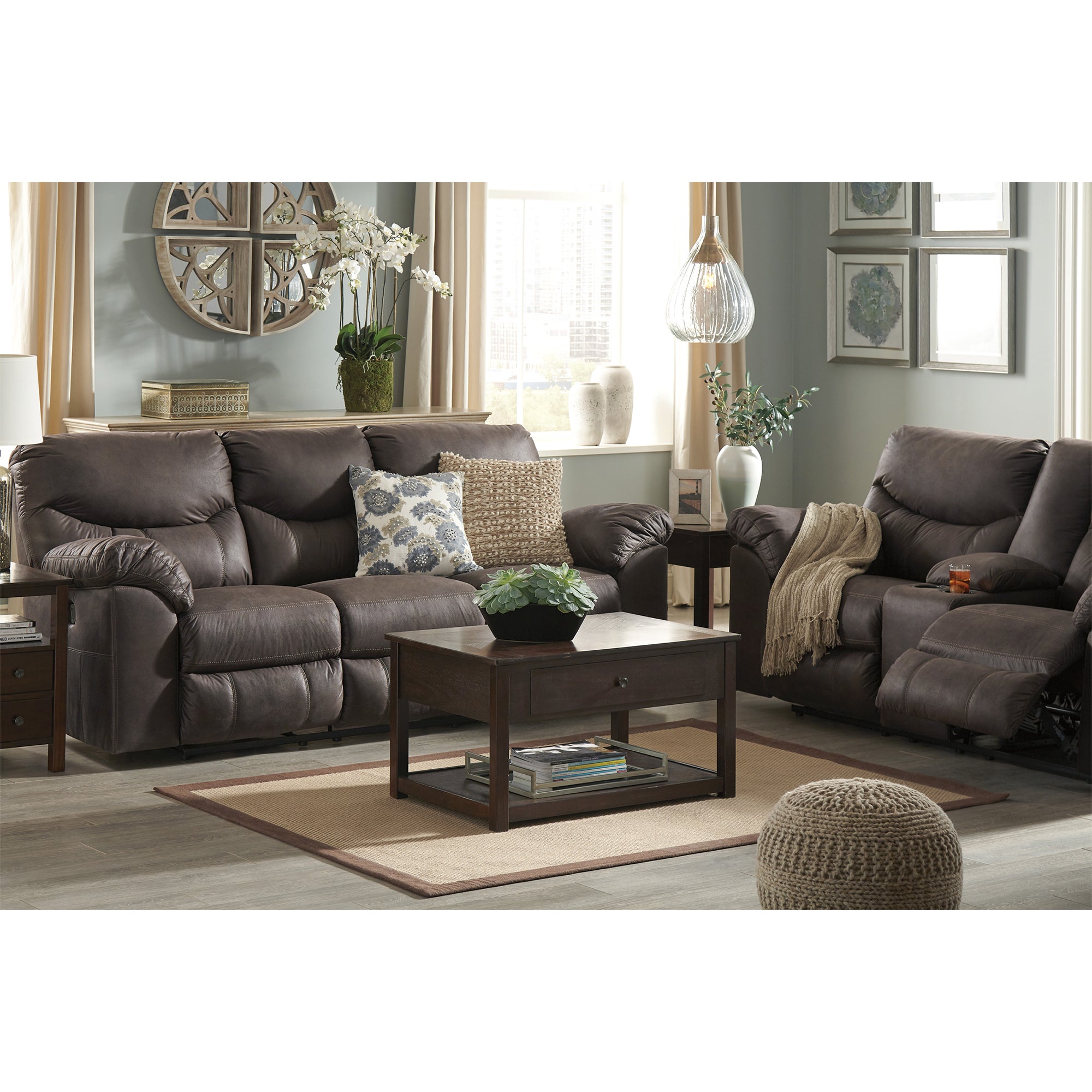 Boxberg Manual Reclining Sofa and Loveseat