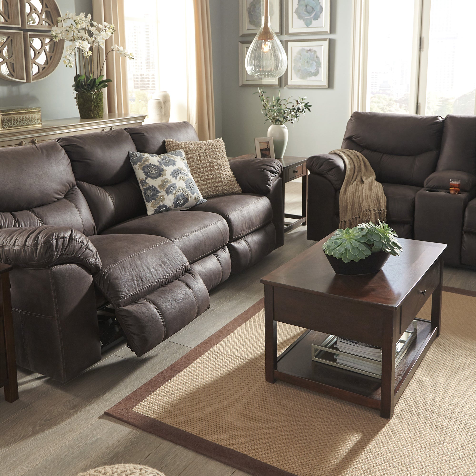 Boxberg Manual Reclining Sofa and Loveseat