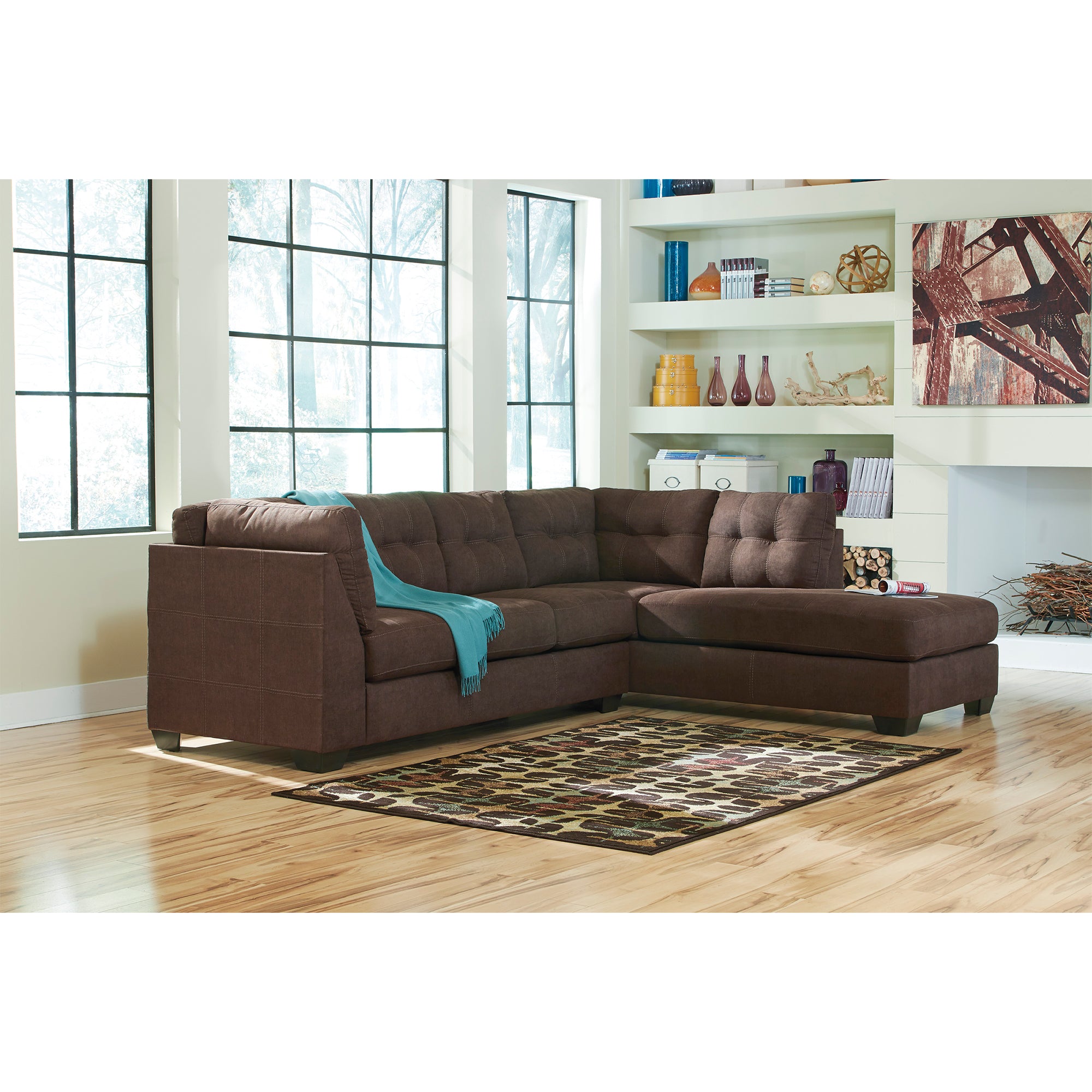 Maier 2-Piece Sectional with Chaise