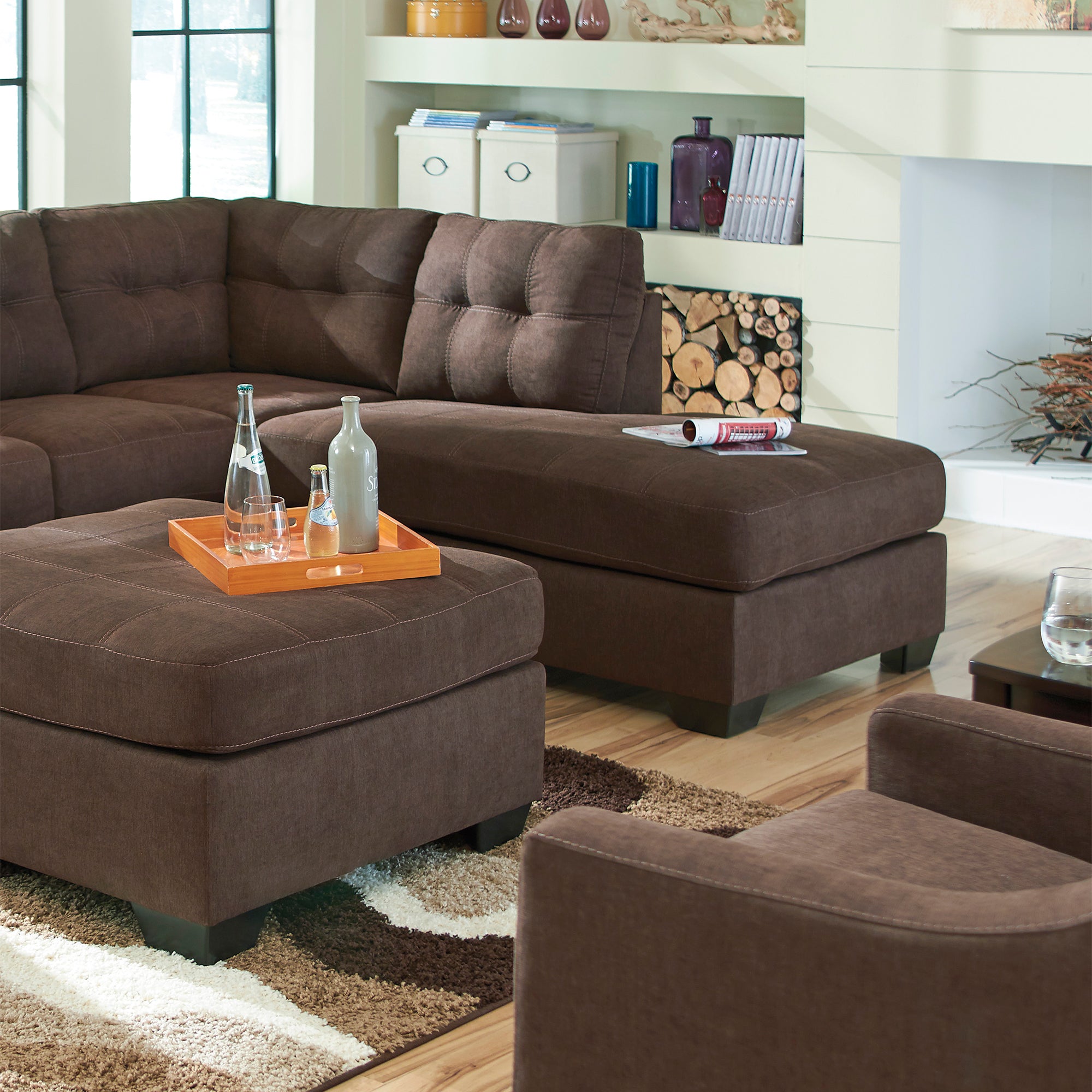 Maier 2-Piece Sectional with Chaise