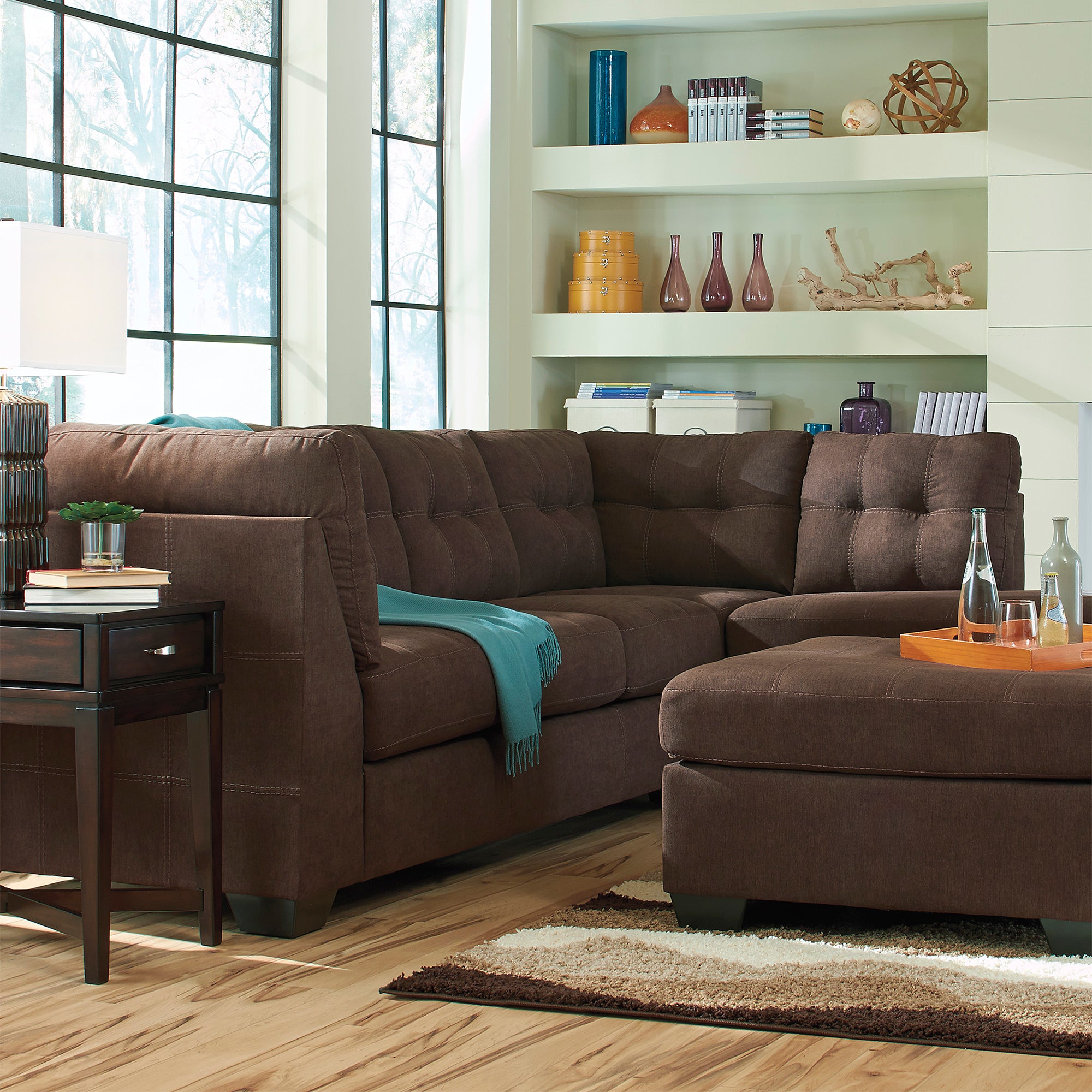 Maier 2-Piece Sectional with Chaise