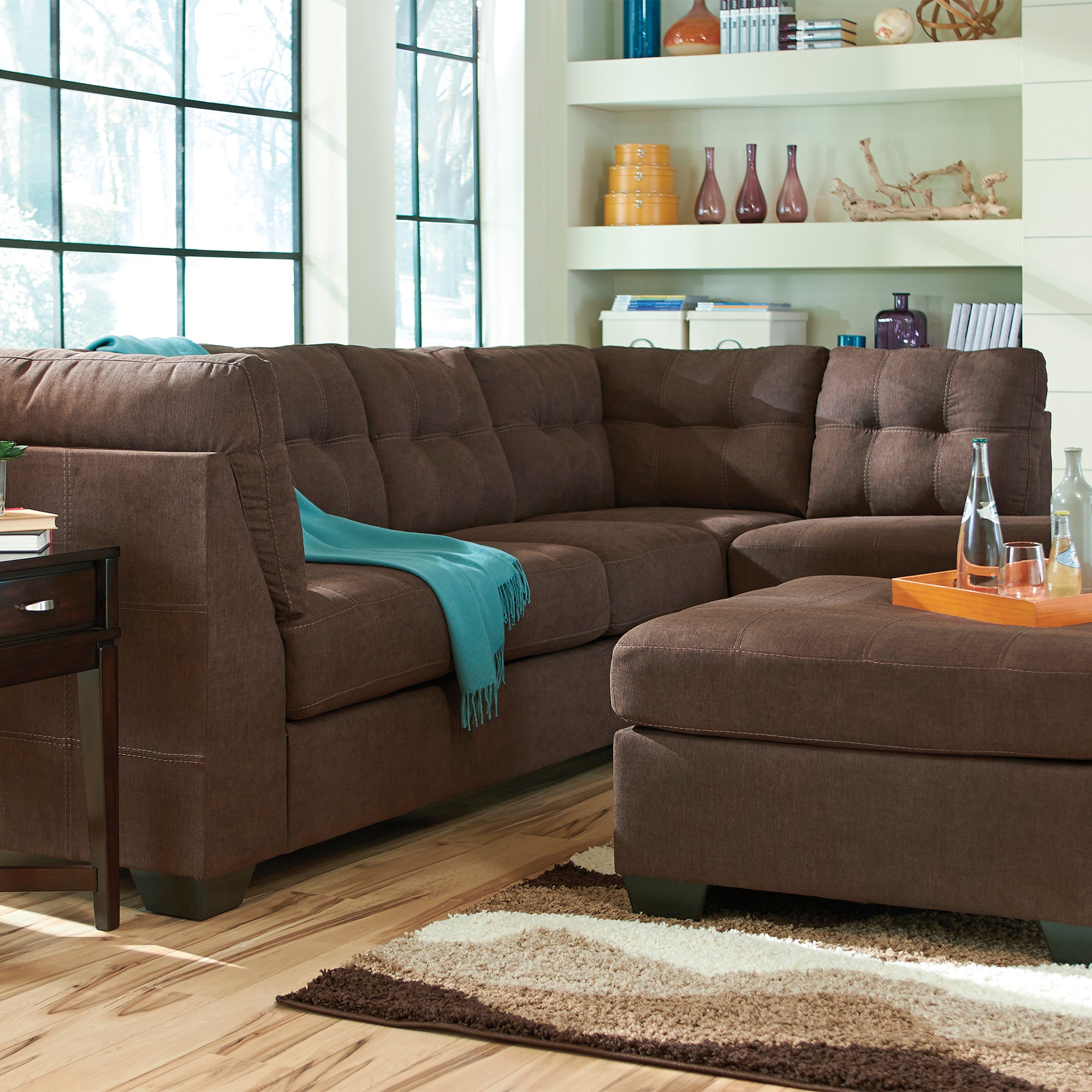 Maier 2-Piece Sectional with Chaise