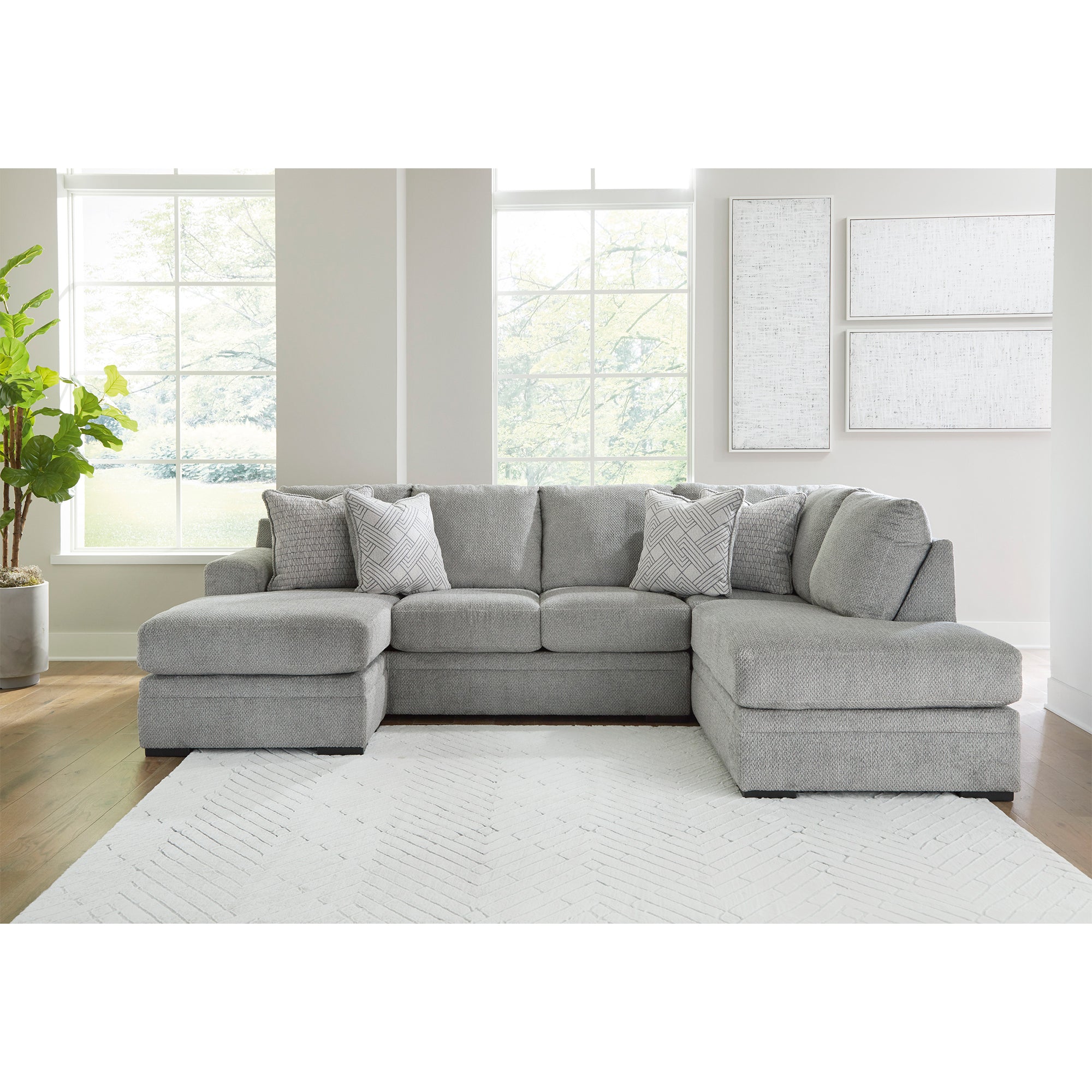 Casselbury 2-Piece Sectional with Chaise