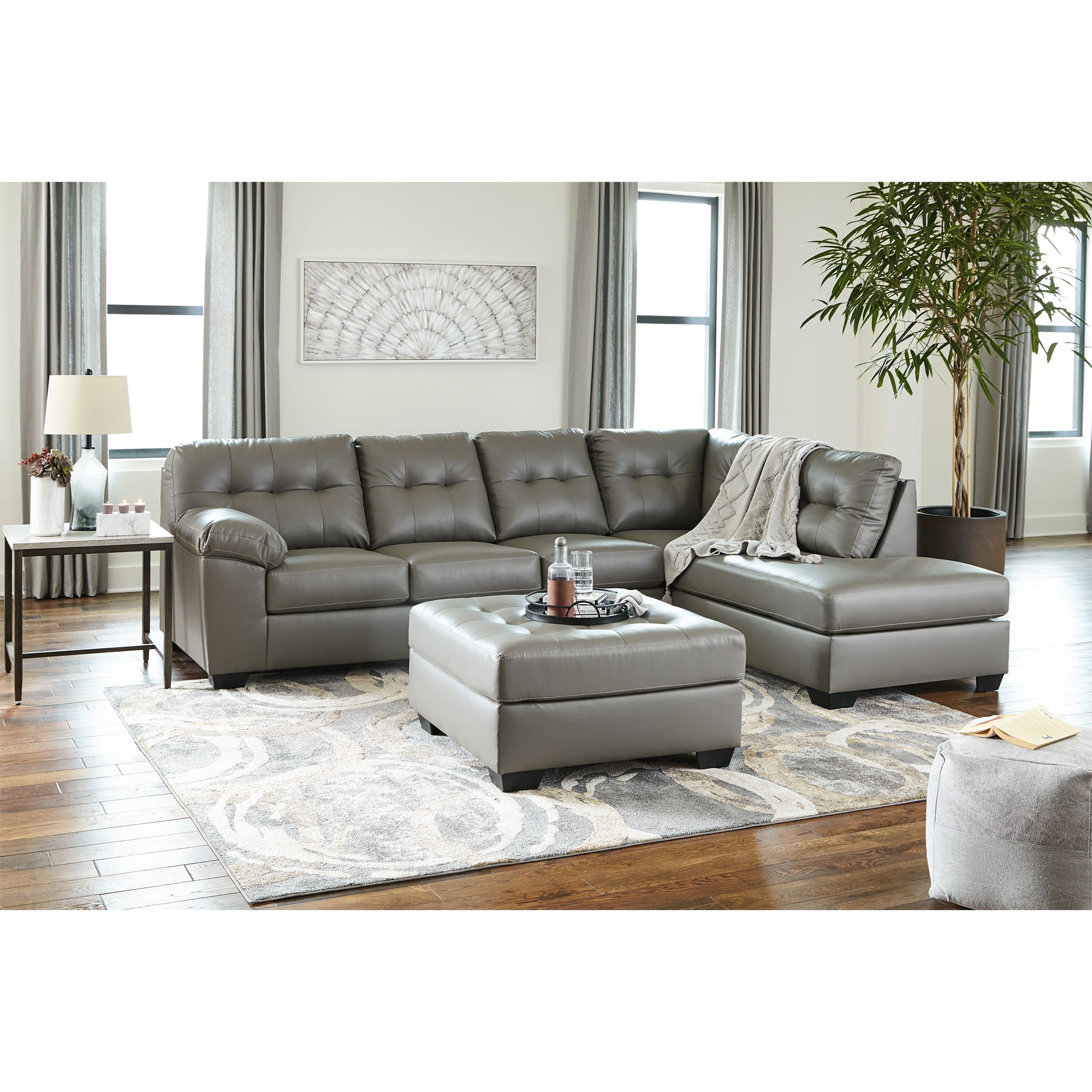 Donlen 2-Piece Sectional with Chaise