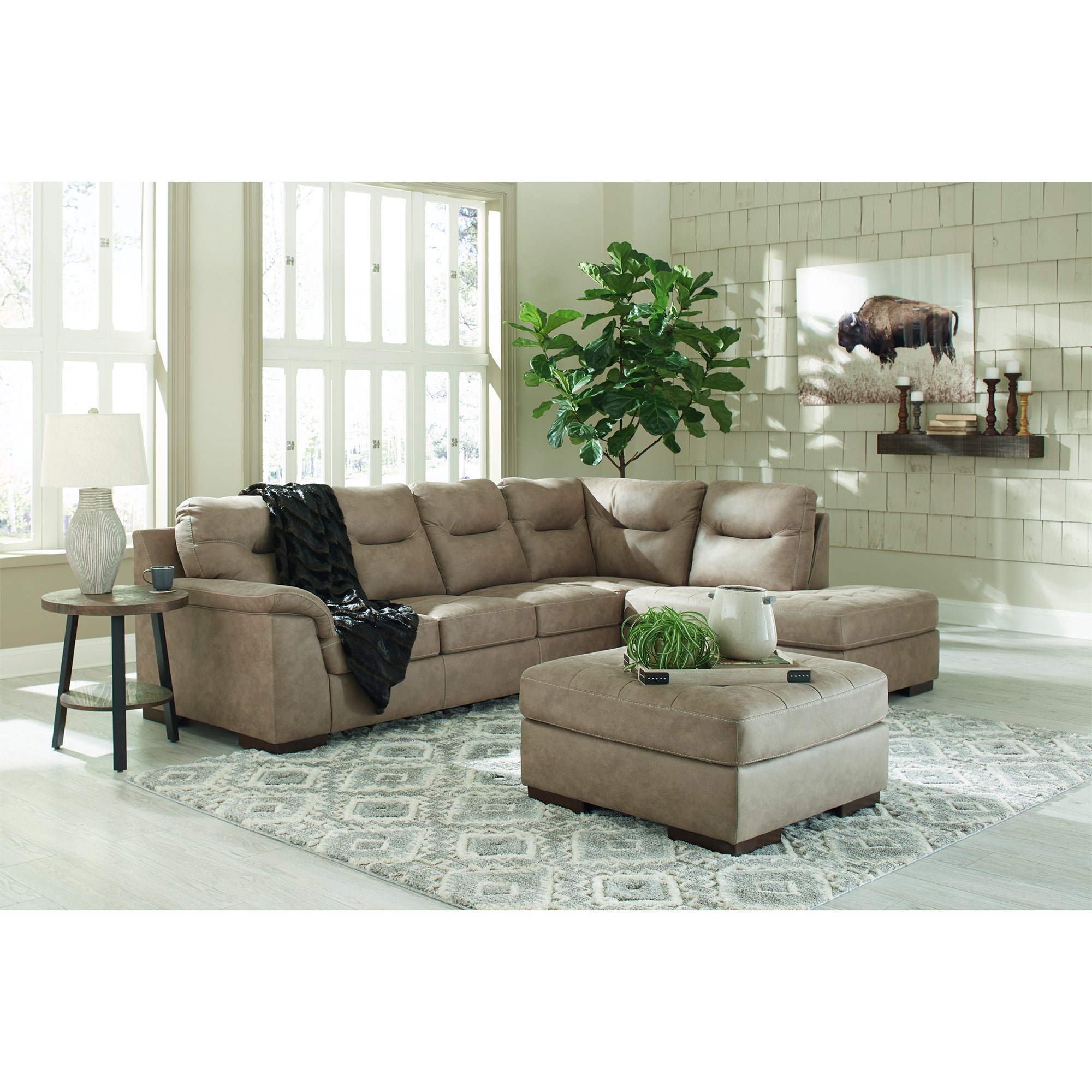 Maderla 2-Piece Sectional with Chaise