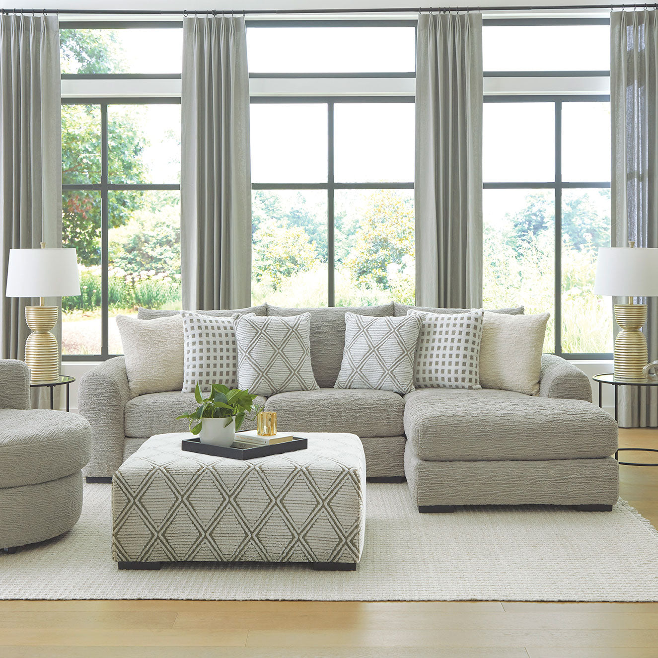 Mistwood 2-Piece Chaise Sectional