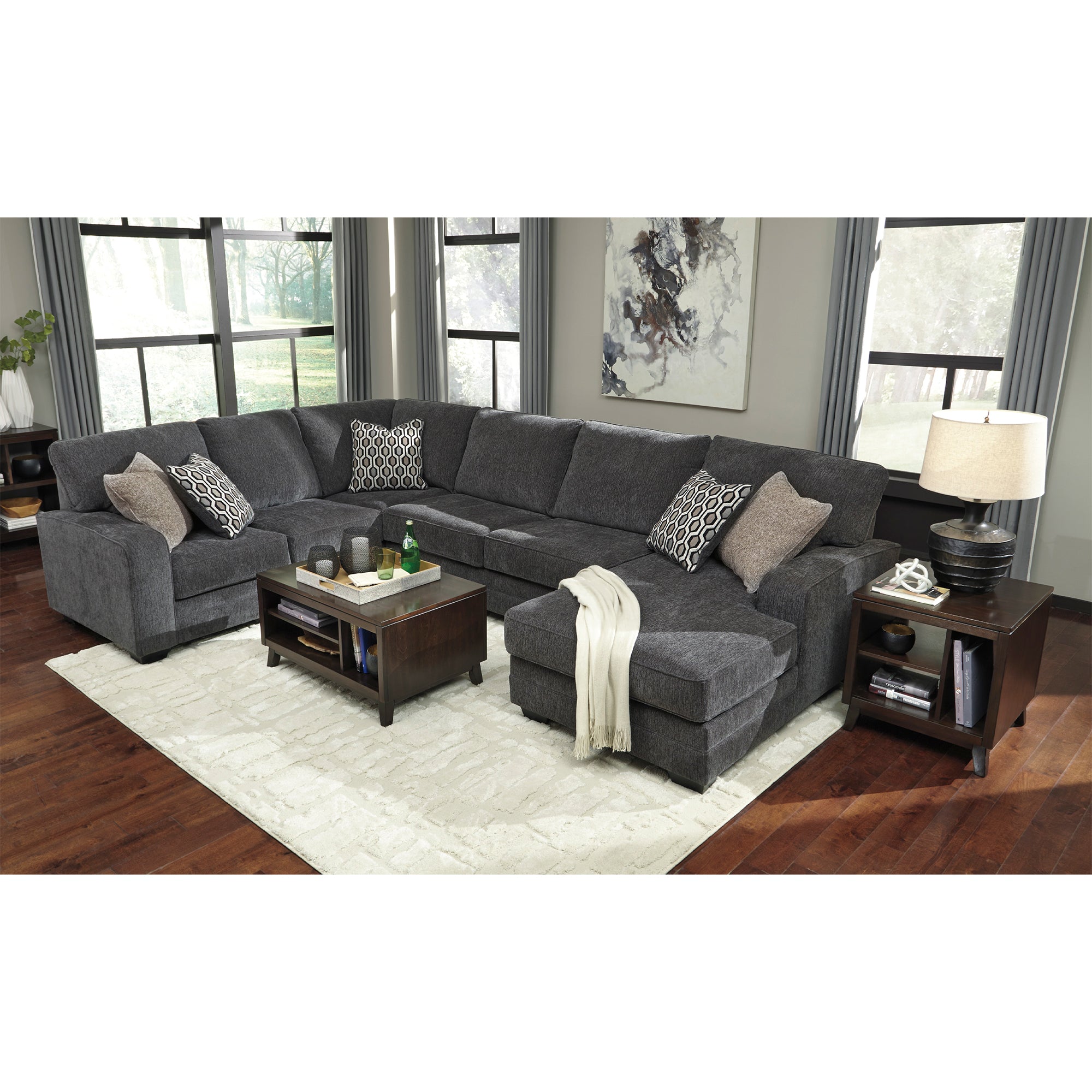 Tracling 3-Piece Sectional with Chaise