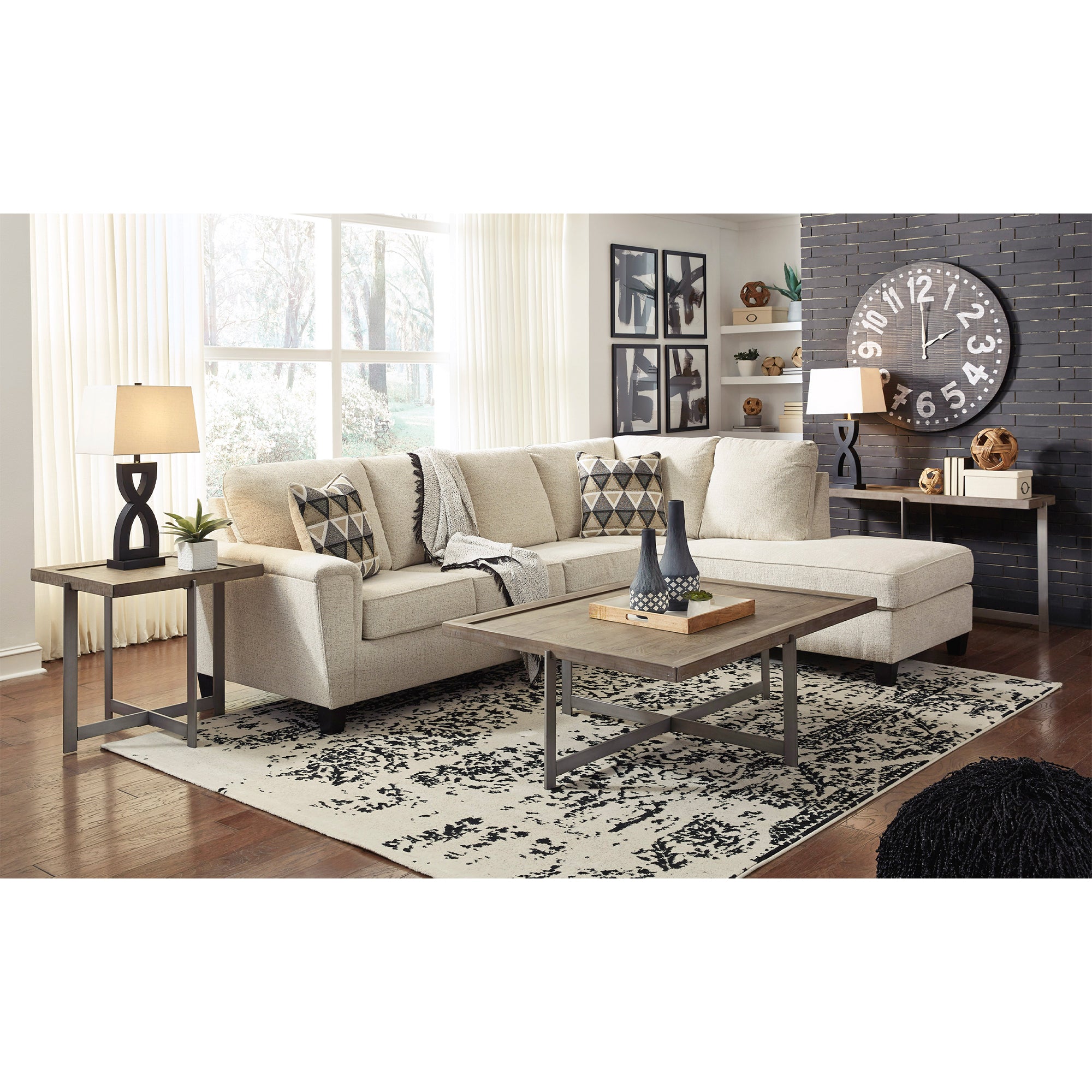 Abinger 2-Piece Sectional with Chaise in Natural Color