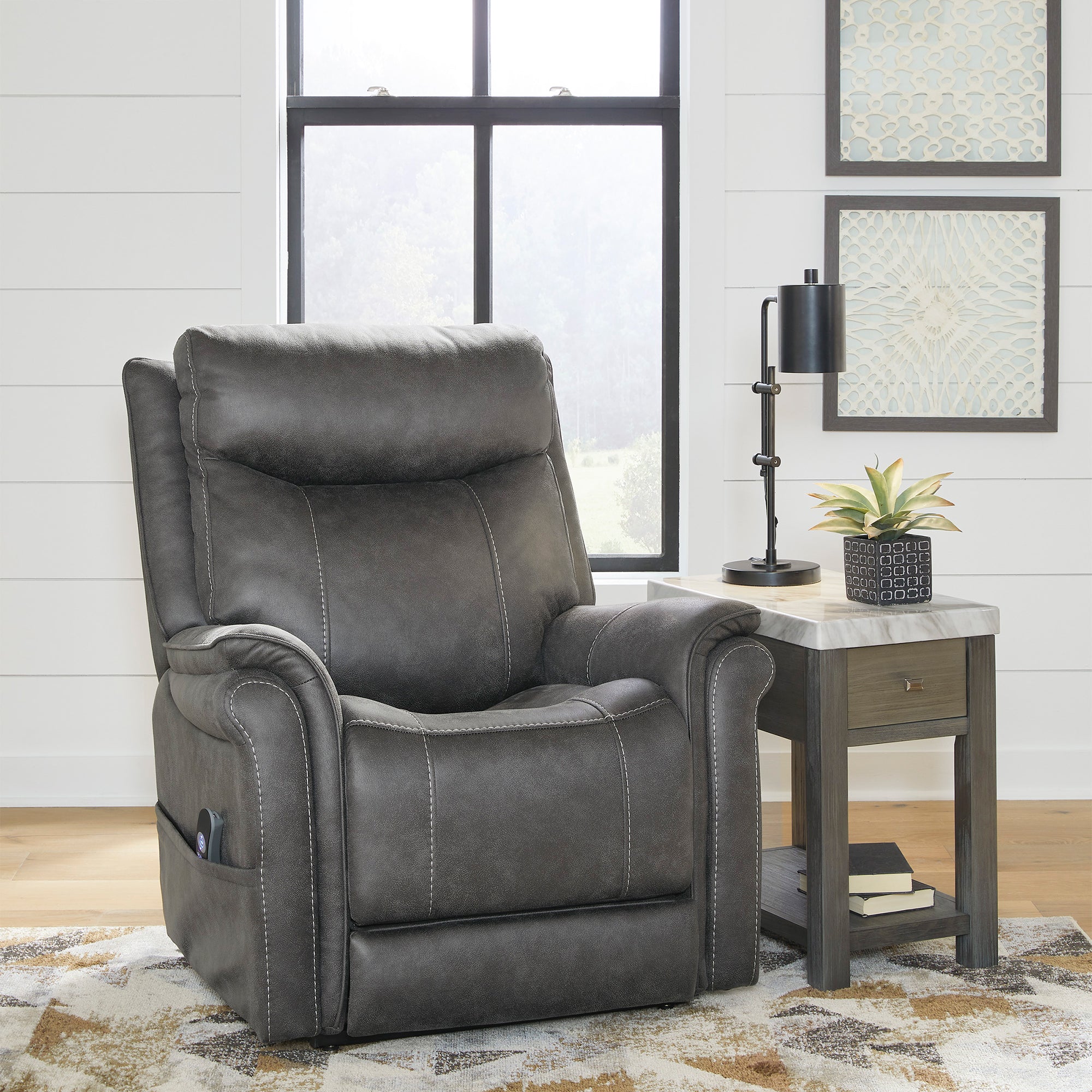 Lorreze Power Lift Recliner