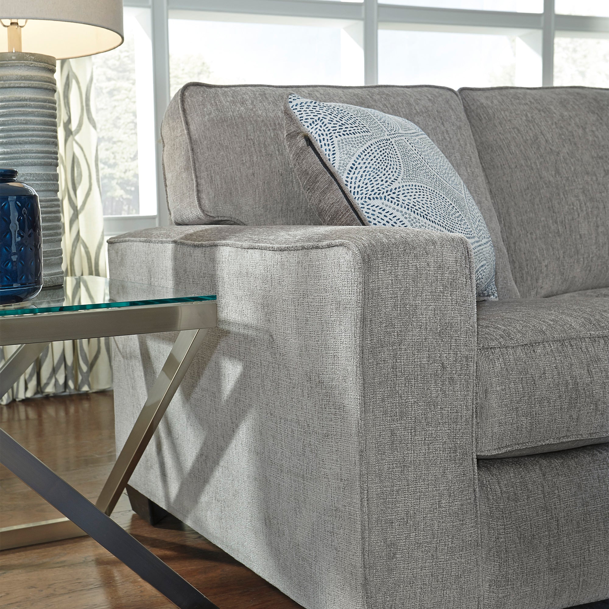 Altari 2-Piece Sectional with Chaise