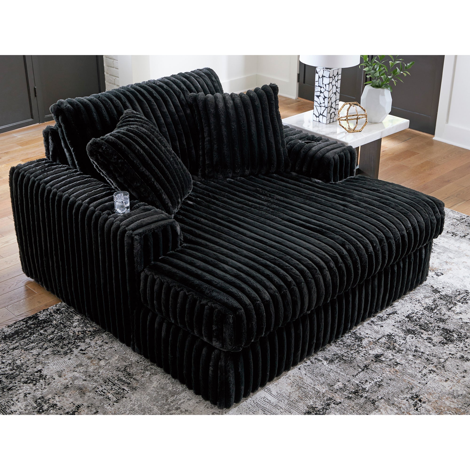 Midnight-Madness Oversized Chaise