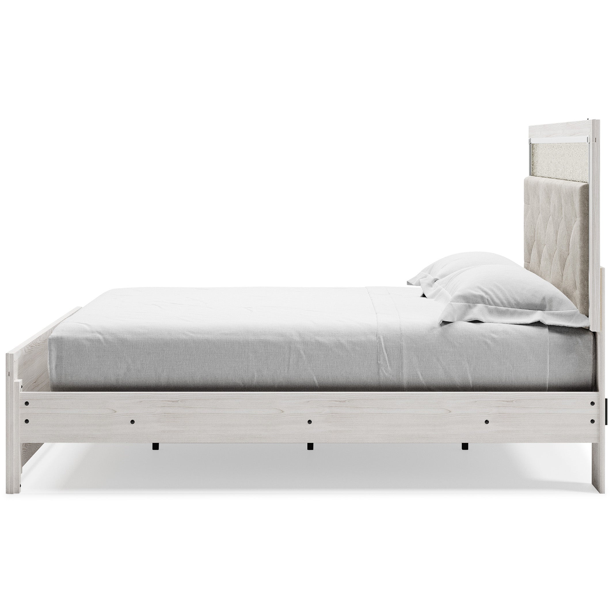 Altyra King Panel Bed