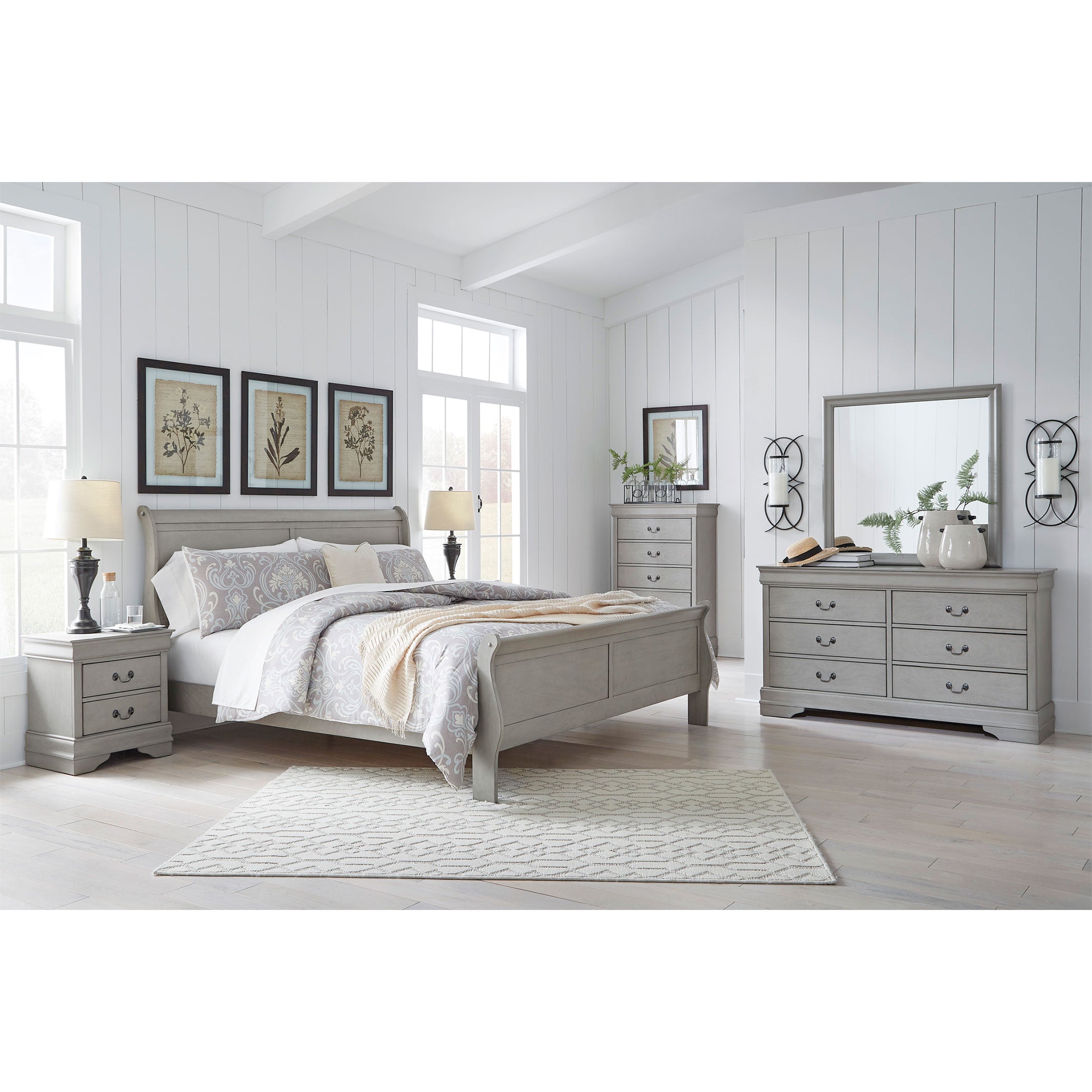 Kordasky King Sleigh Bed