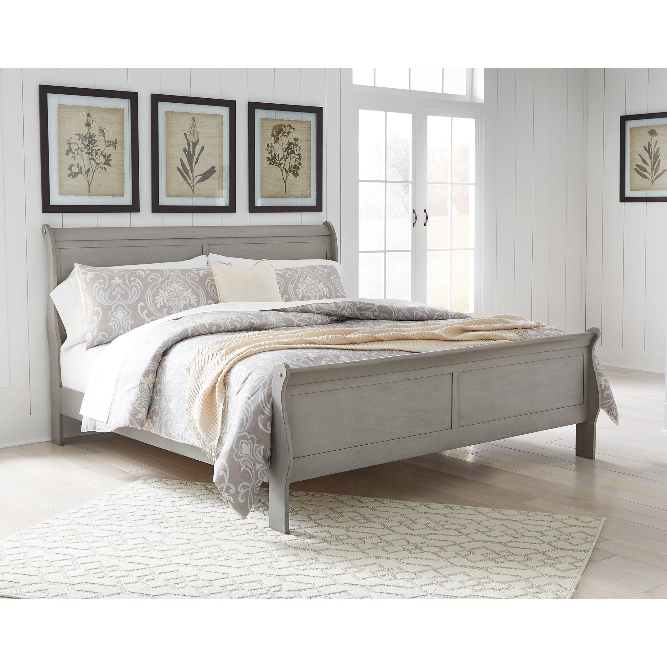 Kordasky King Sleigh Bed