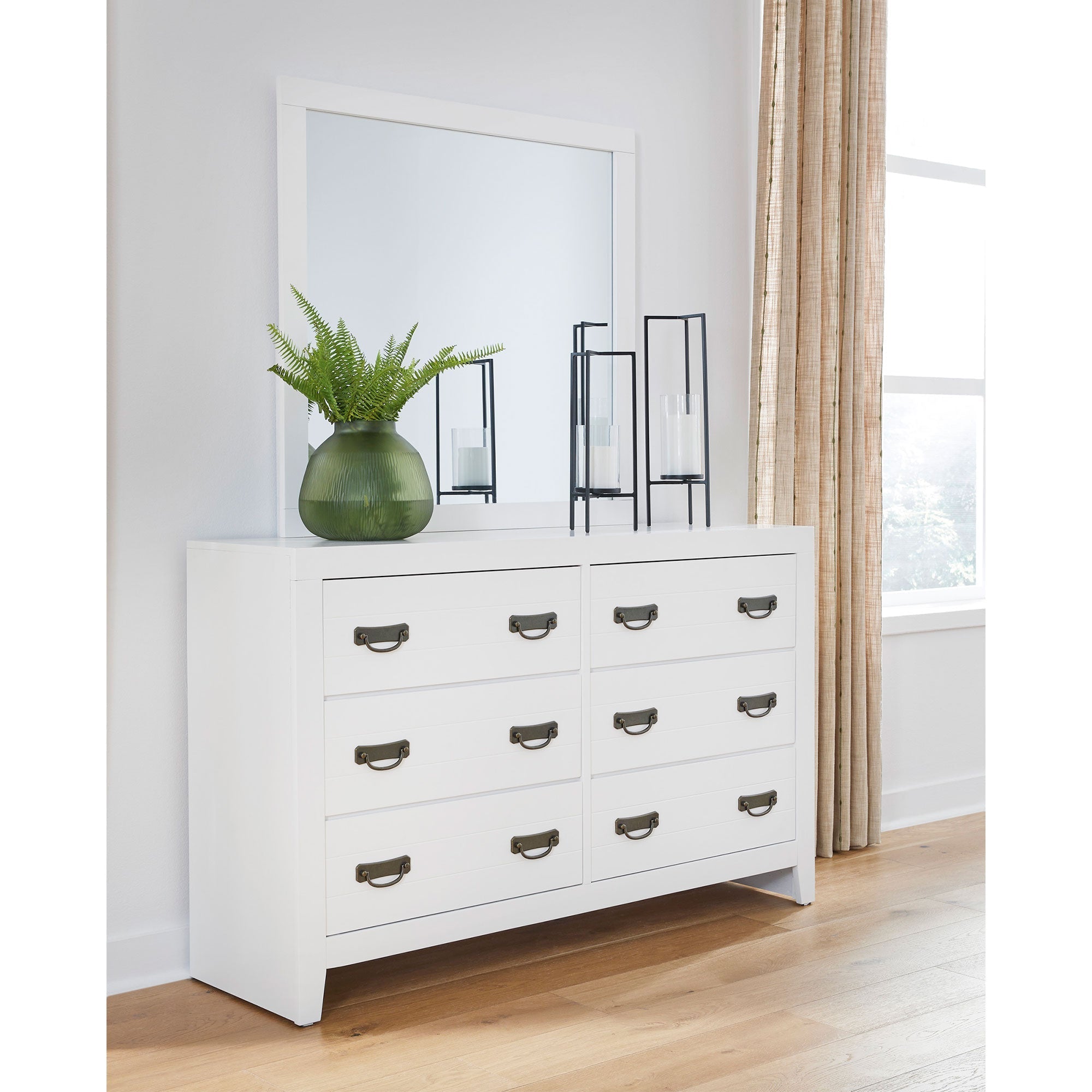 Binterglen Full Panel Bed with Mirrored Dresser