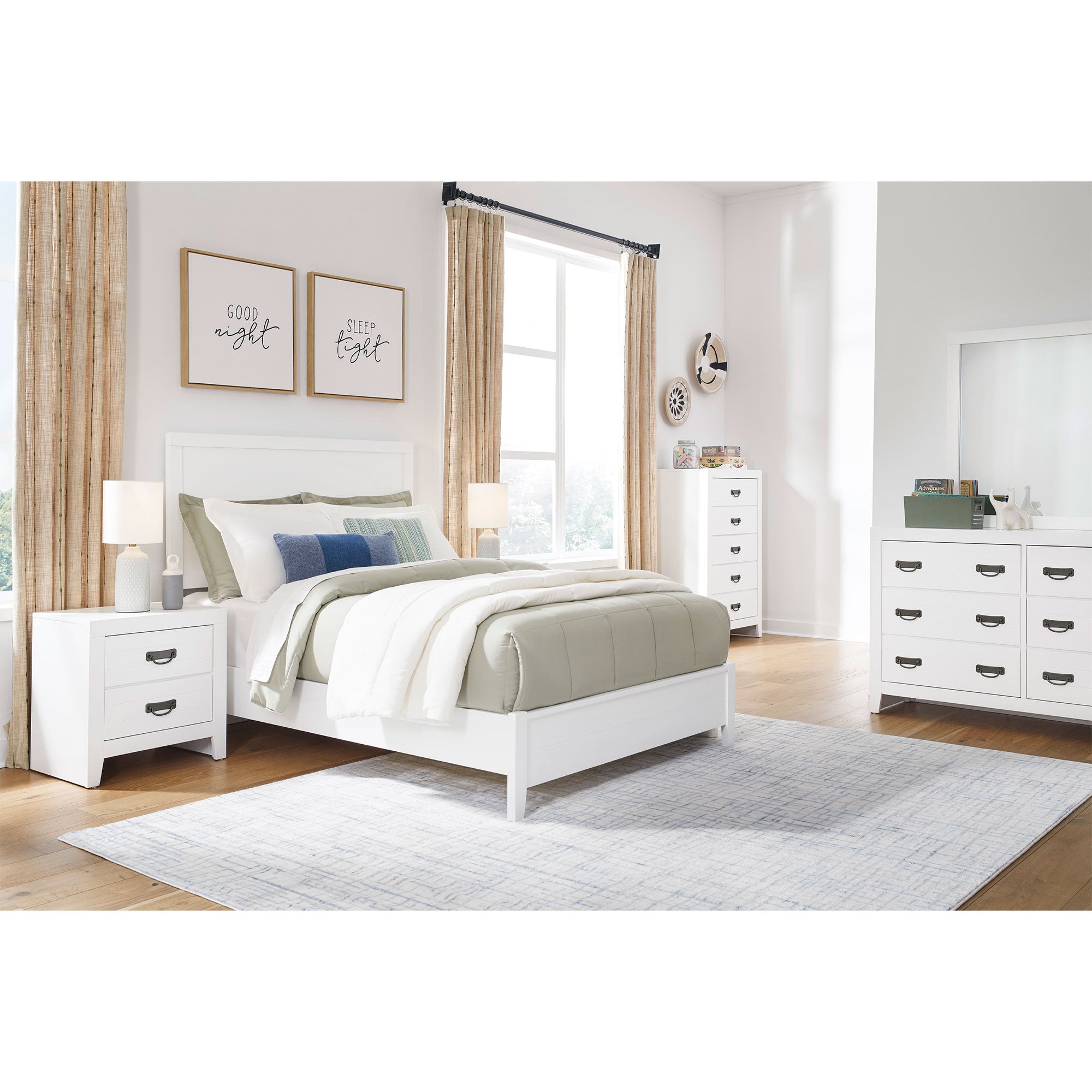 Binterglen Full Panel Bed with Mirrored Dresser