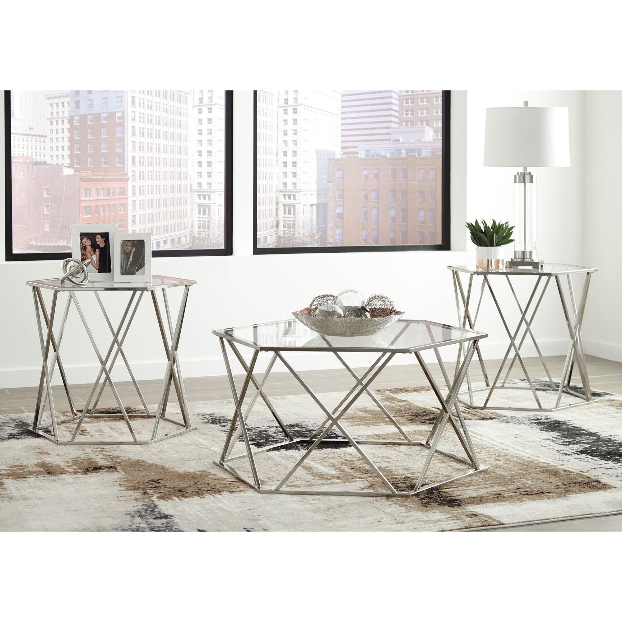 Madanere Table (Set of 3)