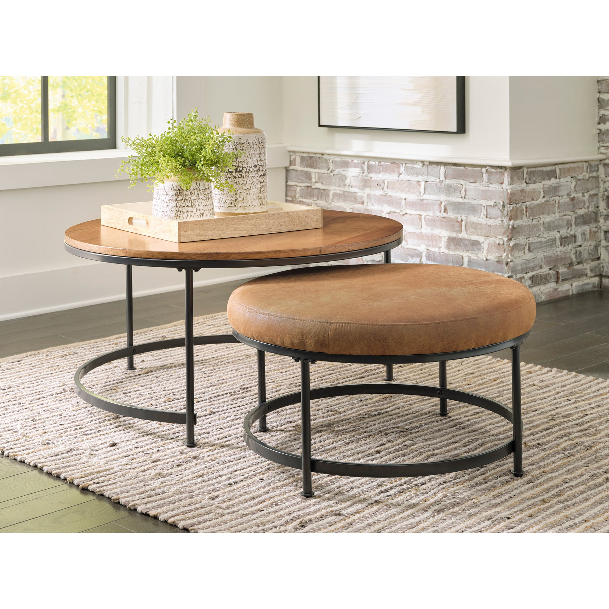 Drezmoore Nesting Cocktail Tables (Set of 2)