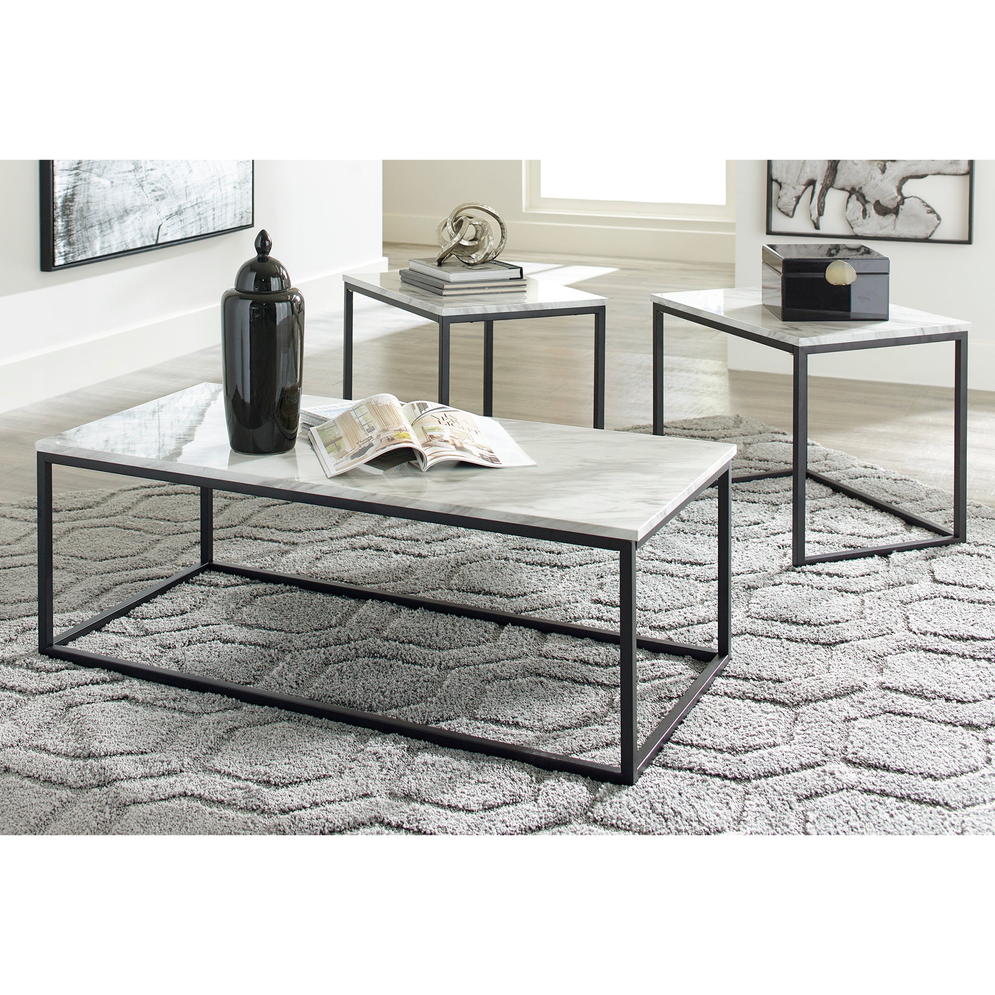 Donnesta Table (Set of 3)