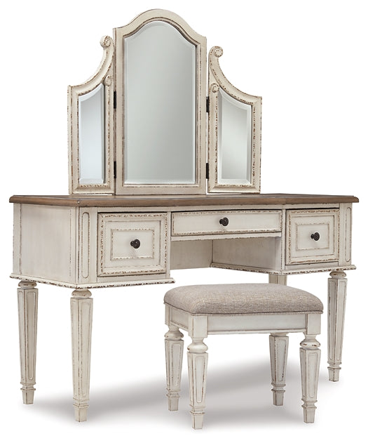 Realyn Vanity (Set of 3)