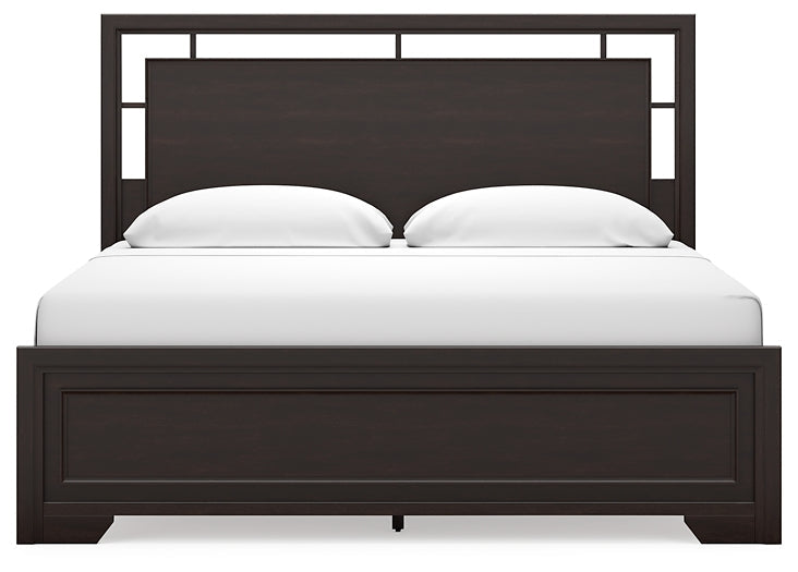 Covetown King Panel Bed with Mirrored Dresser