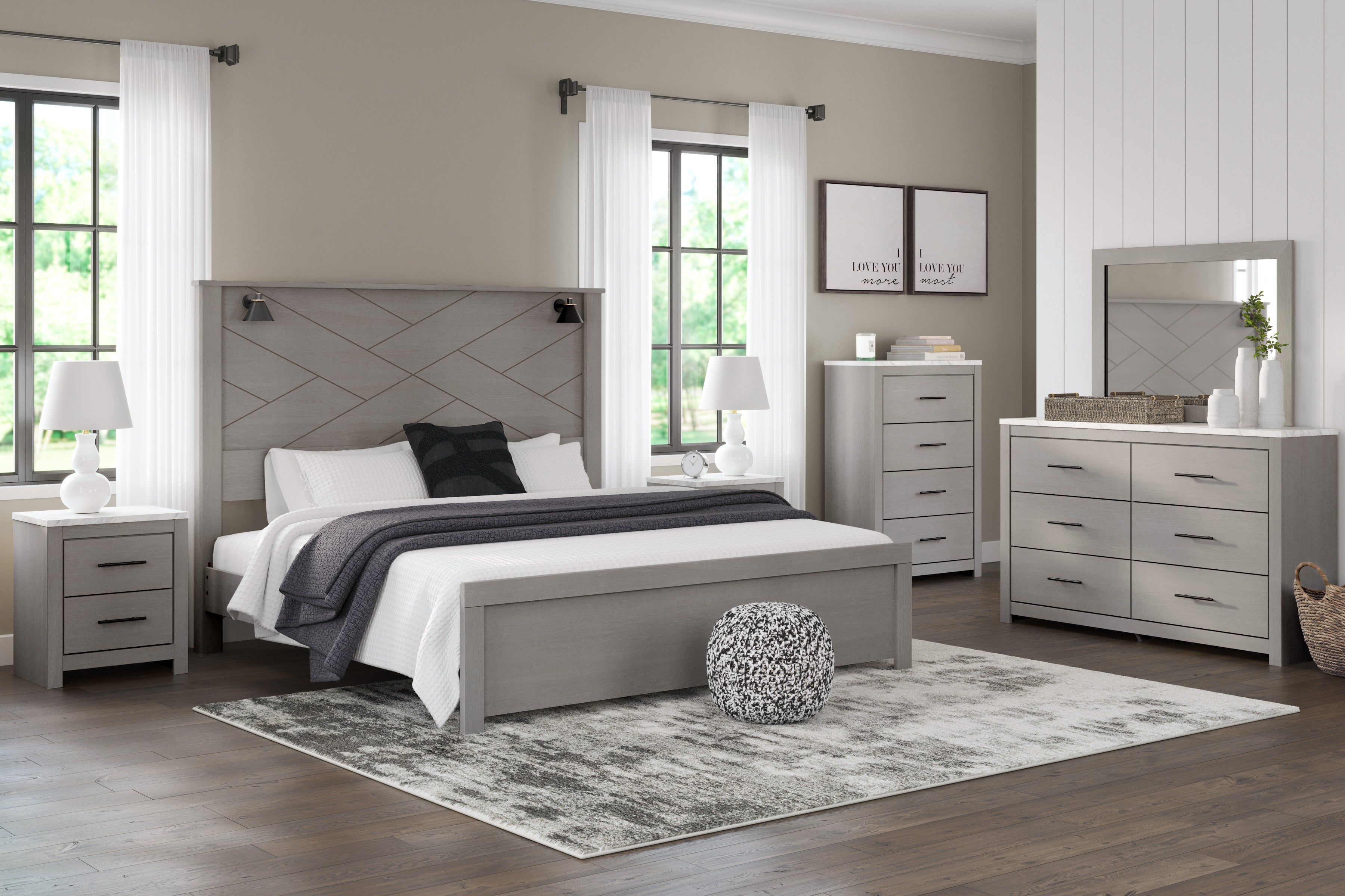 Cottonburg King Panel Bed with Mirrored Dresser