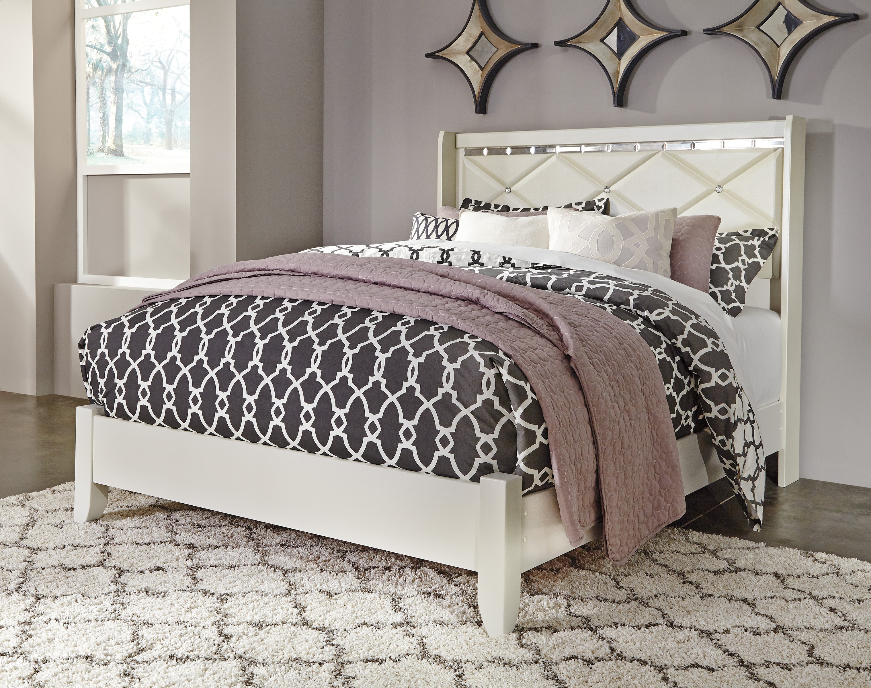 Dreamur Queen Panel Bed