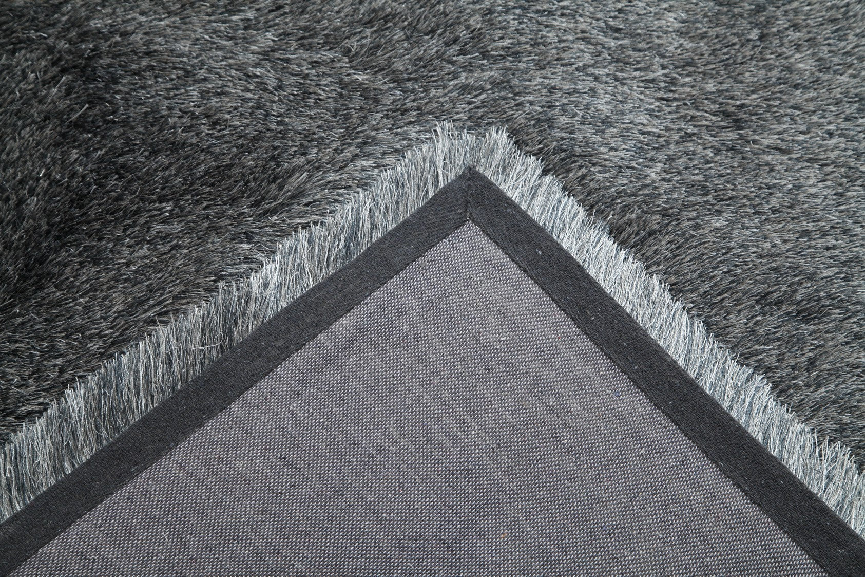 Urban Medium Shag Rug