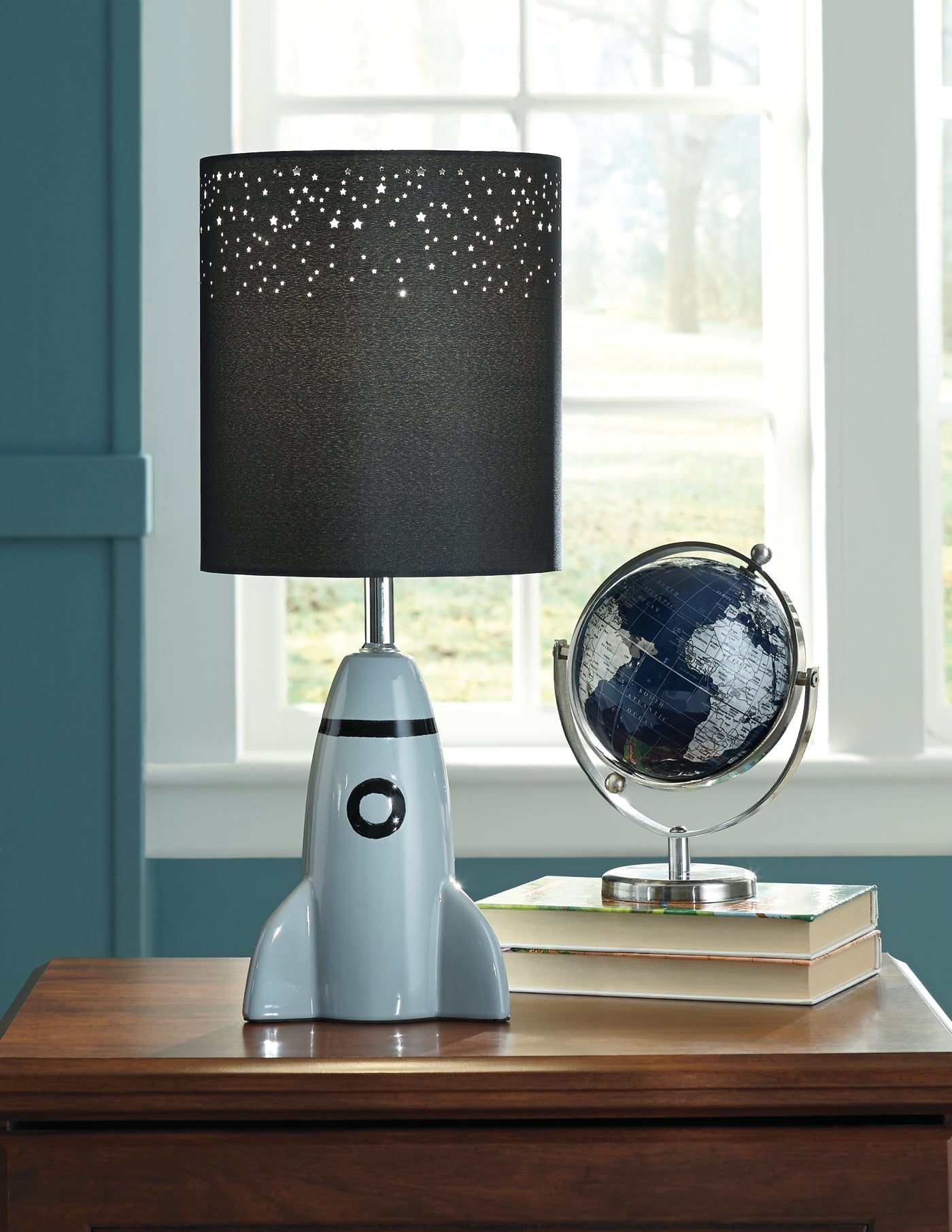 Cale Ceramic Table Lamp (1/CN)