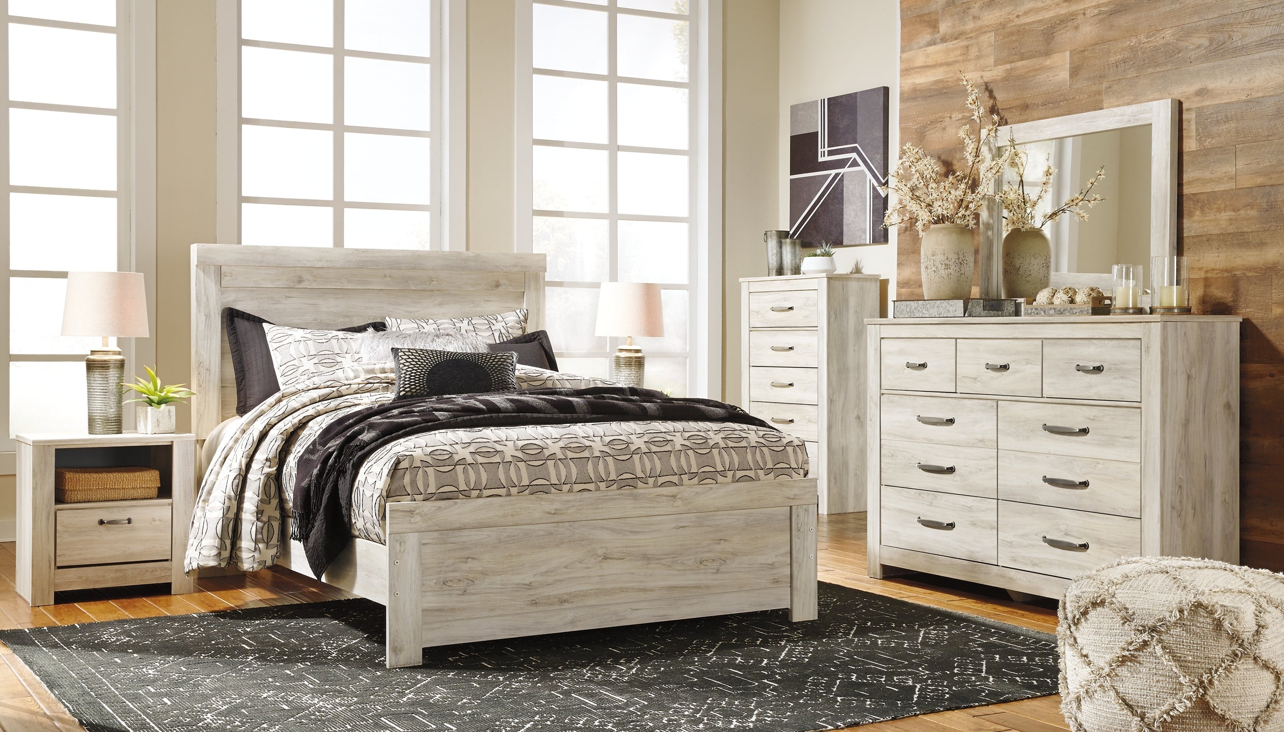 Bellaby Queen Panel Bed