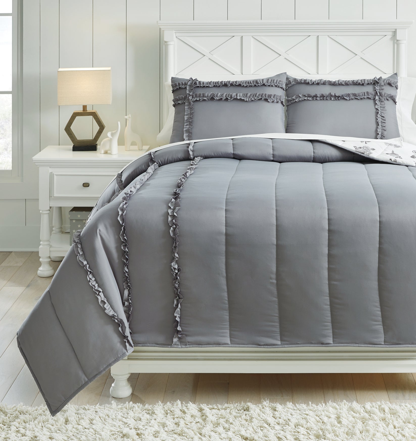 Meghdad Twin Comforter Set