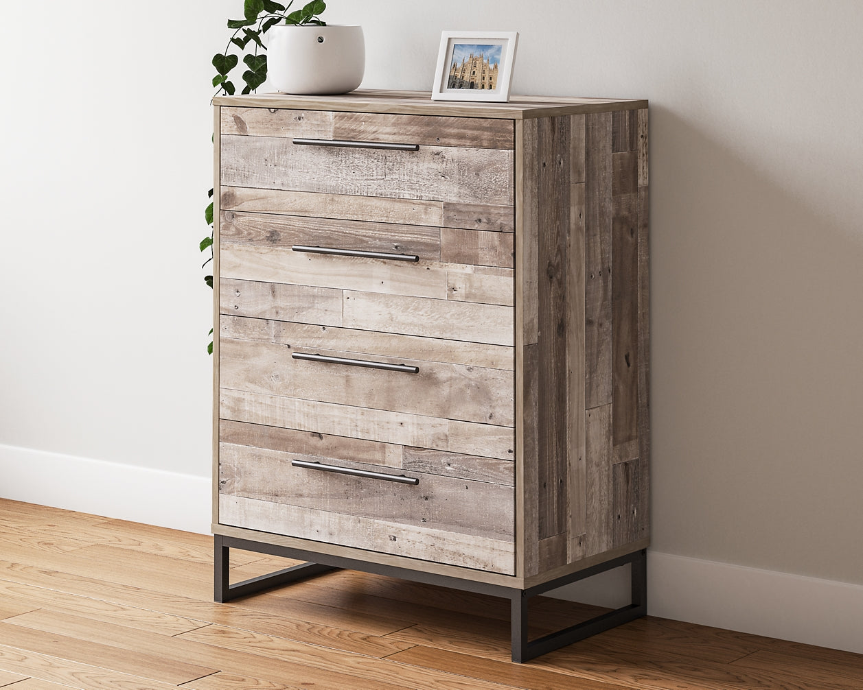 Neilsville Four Drawer Chest