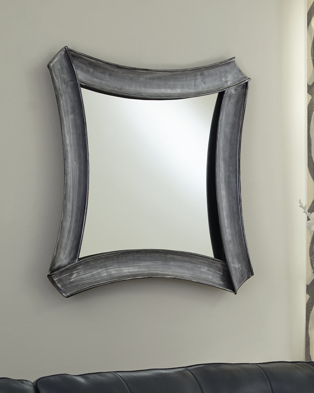 Posie Accent Mirror