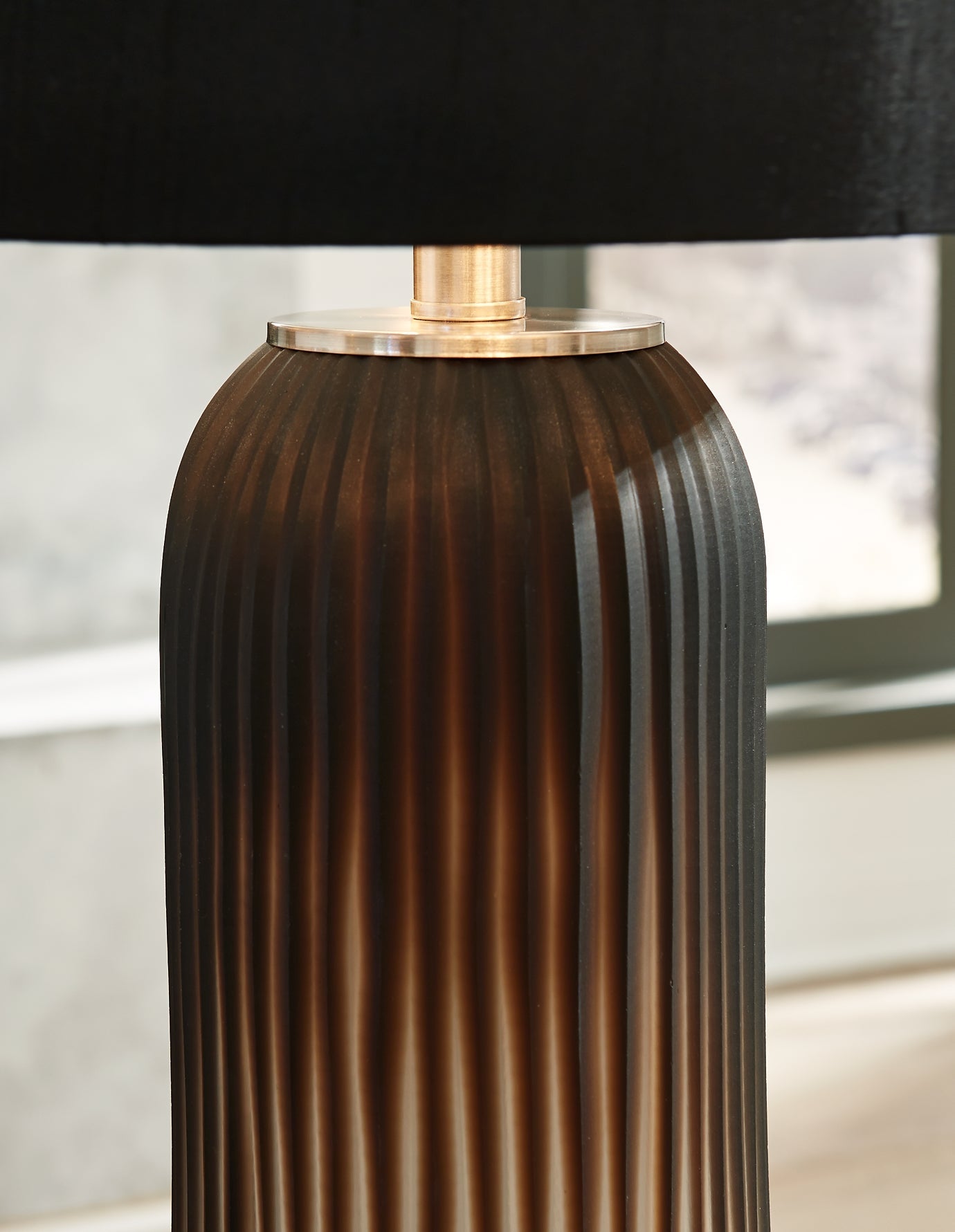 Abaness Glass Table Lamp (2/CN)