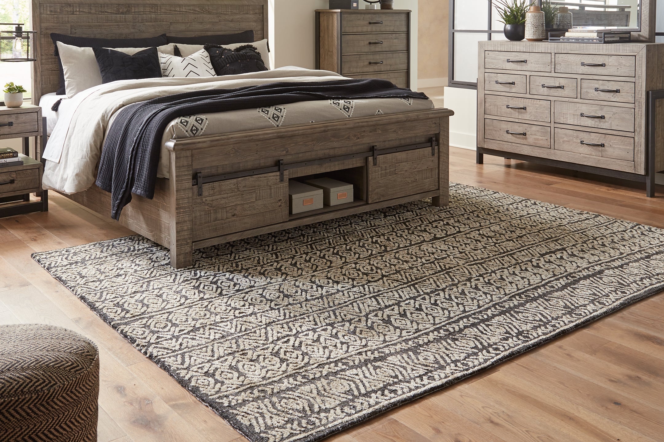 Holdner Large Rug