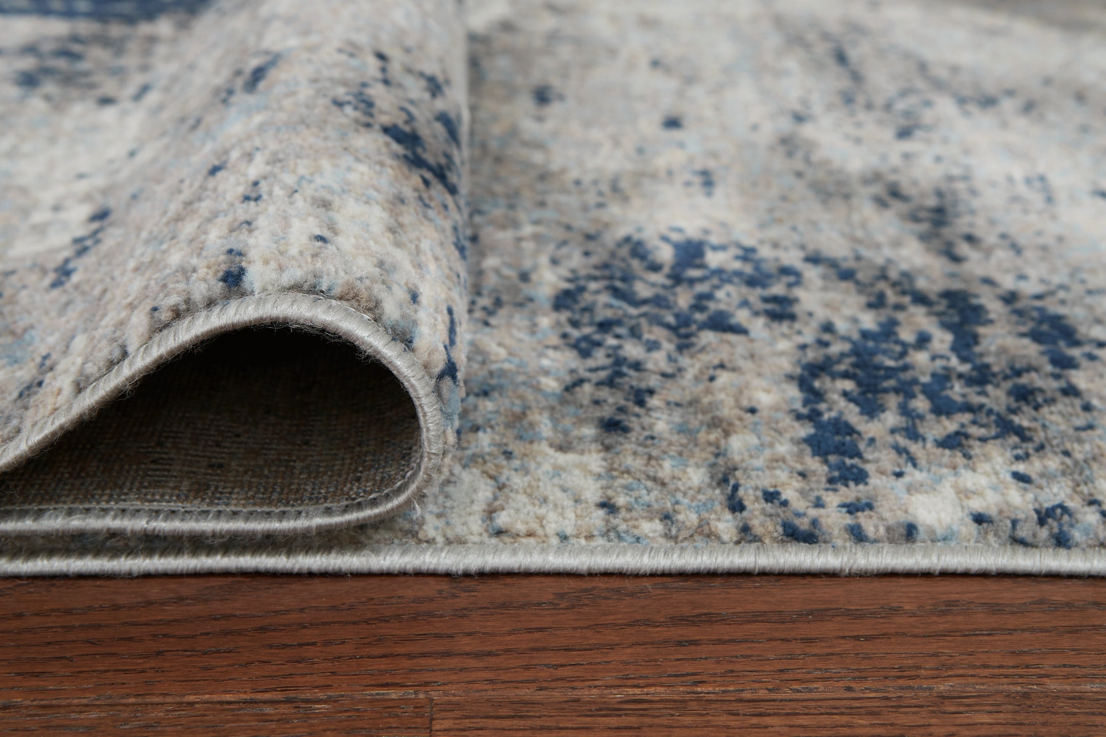 Wrenstow Medium Rug