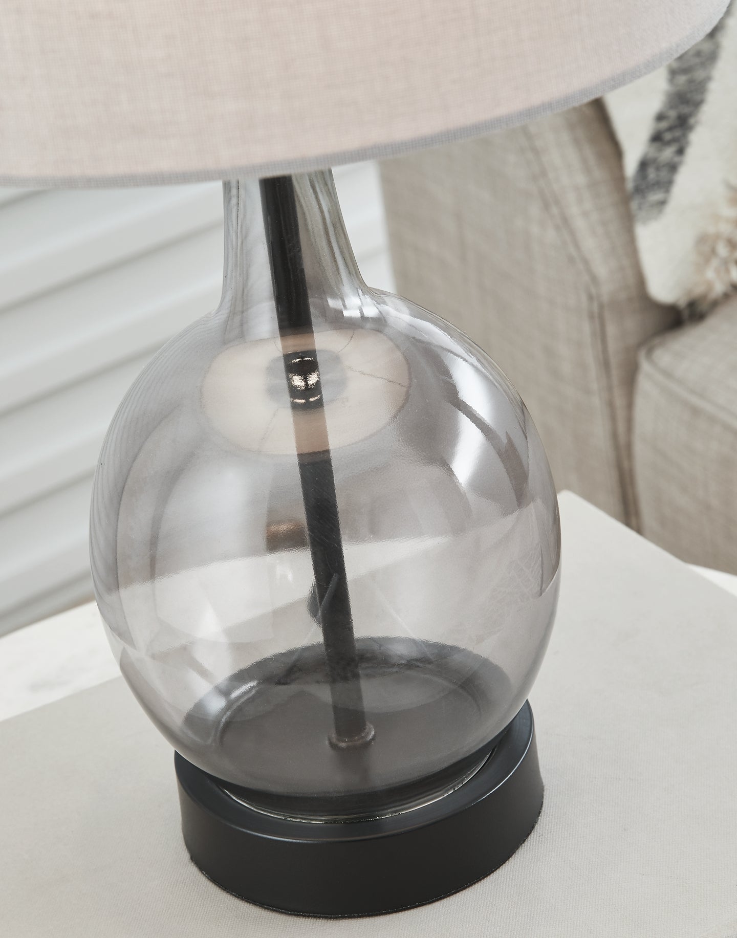 Arlomore Table Lamp