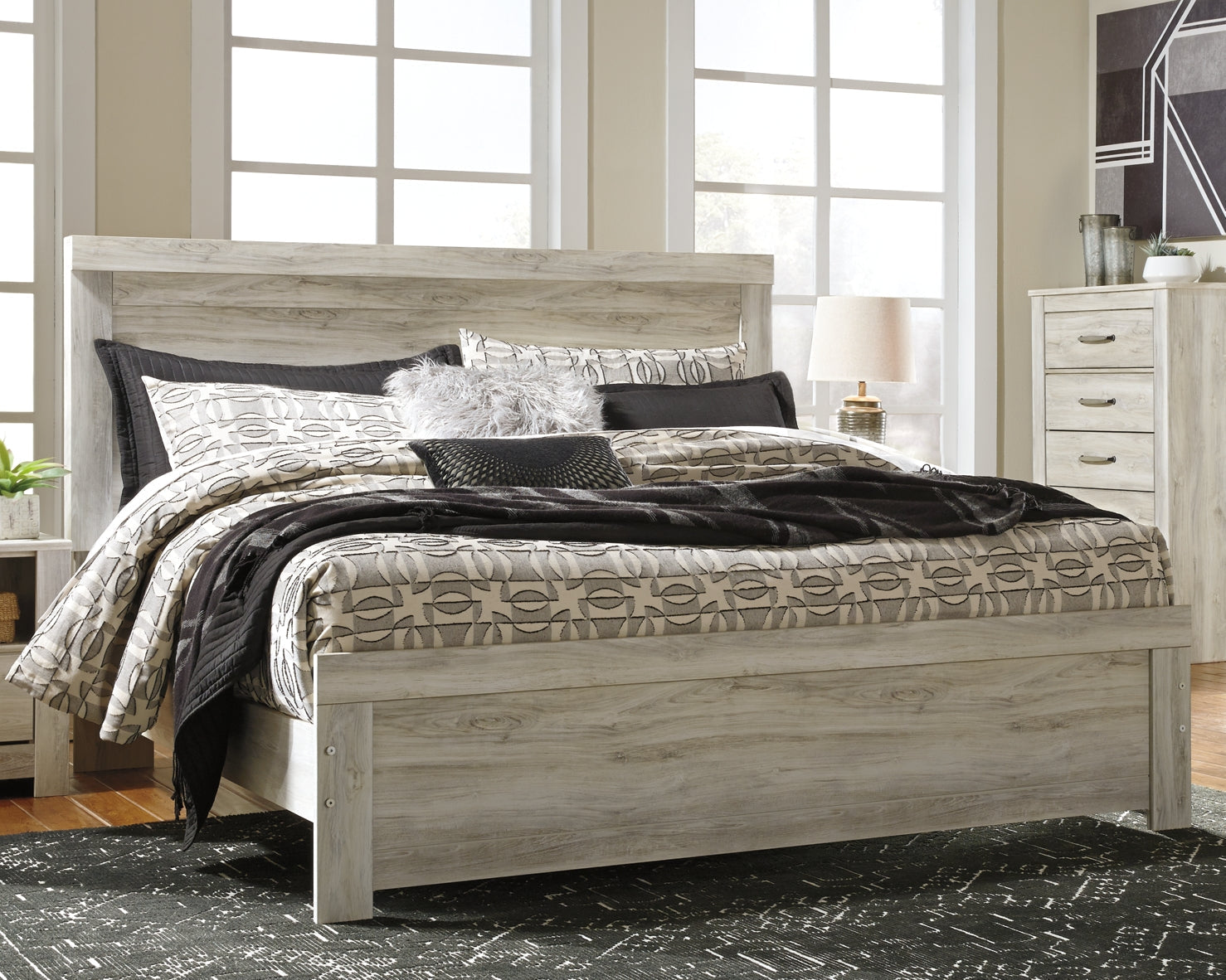 Bellaby King Panel Bed with Mirrored Dresser