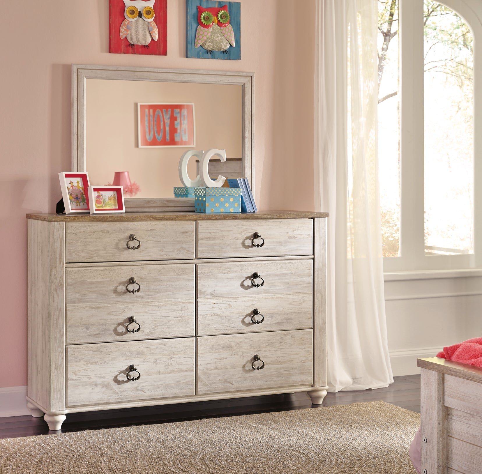 Willowton Full Panel Bed with Mirrored Dresser