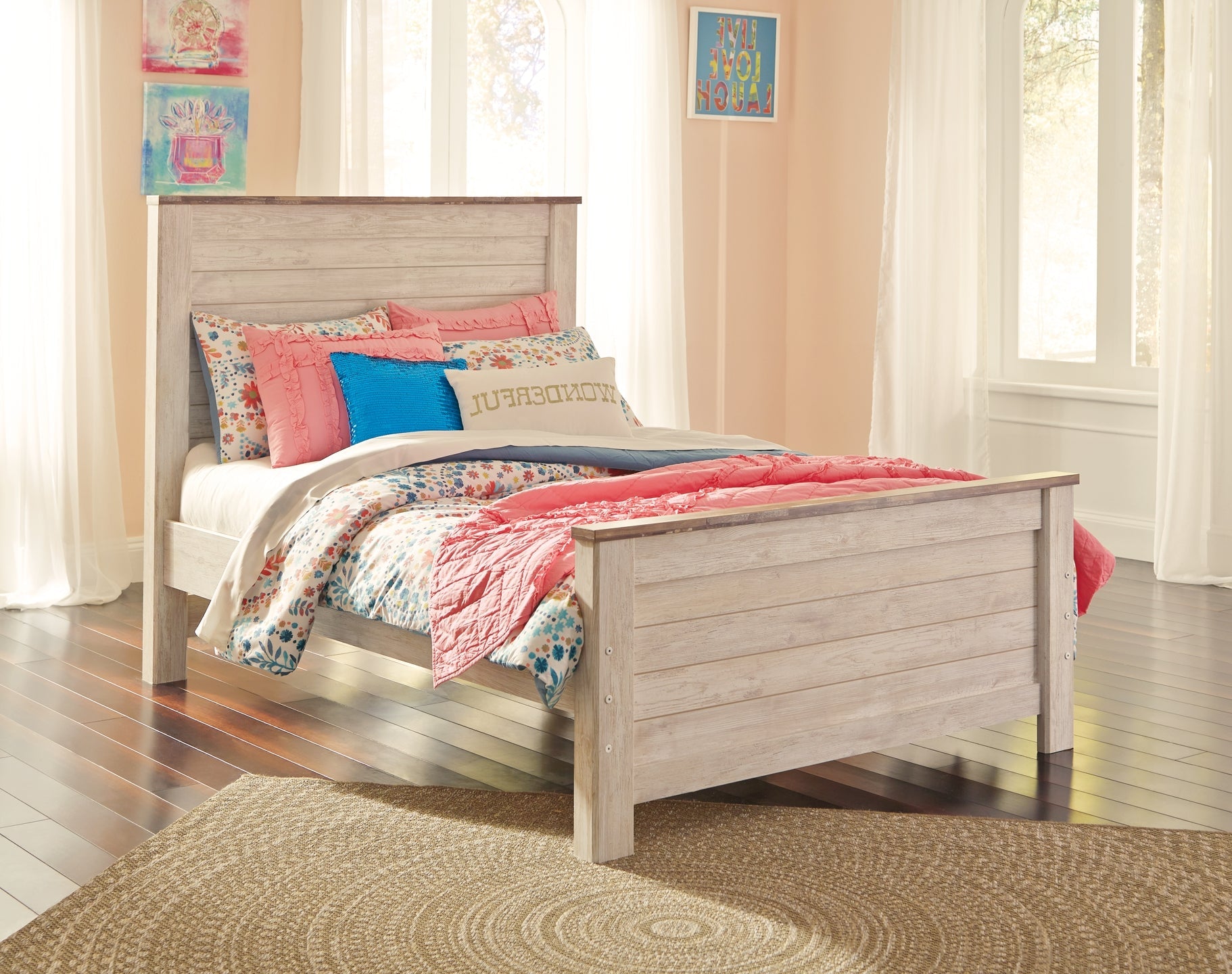 Willowton Full Panel Bed with Mirrored Dresser