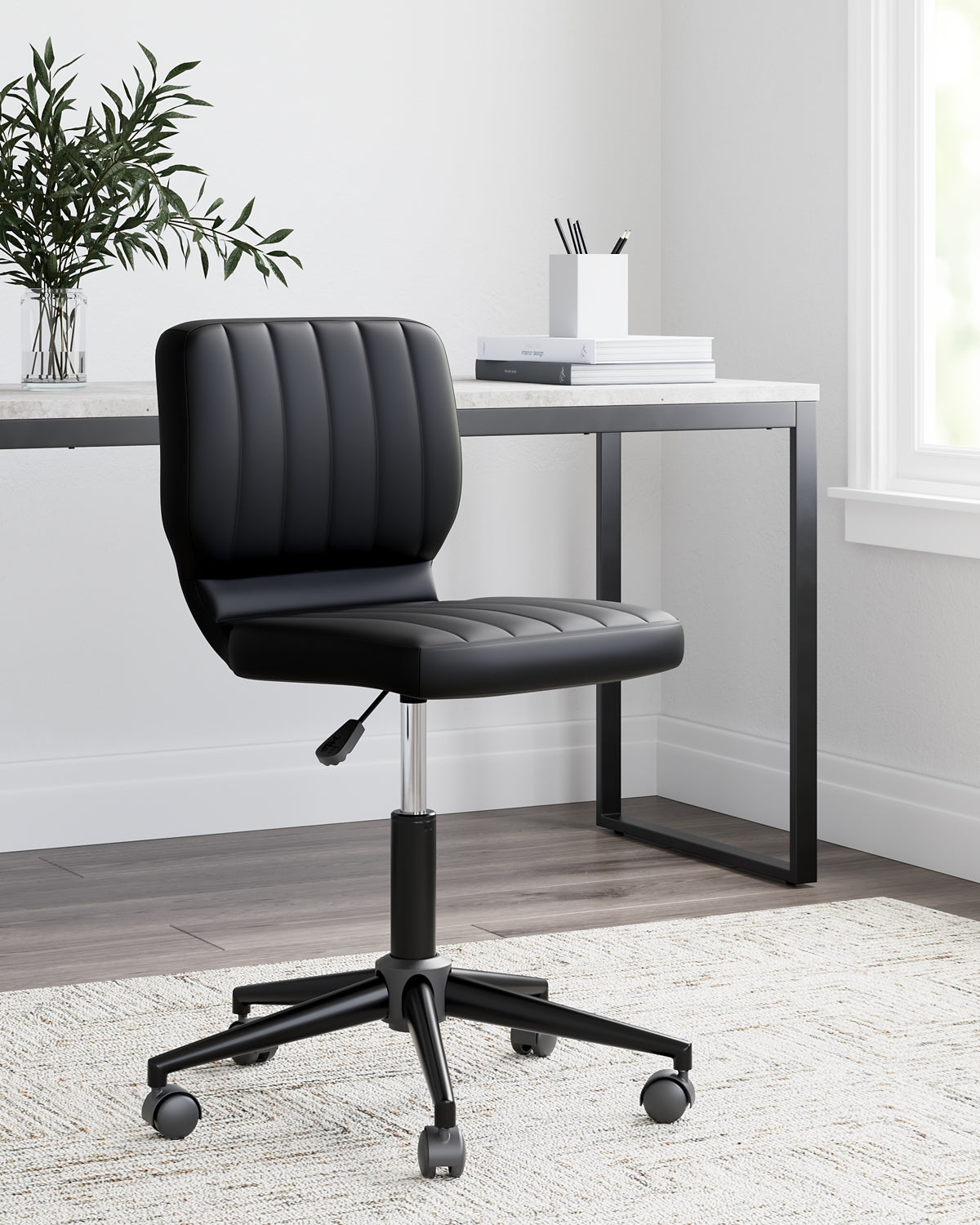 Beauenali Home Office Desk Chair (1/CN)