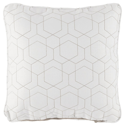 Laranae Pillow