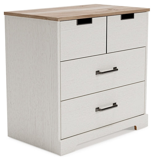 Vaibryn Three Drawer Chest